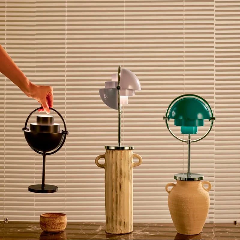 美品❗️インテリアライト 12月10日発売》Multi-Lite Portable Lamp クロームベース・ホワイト