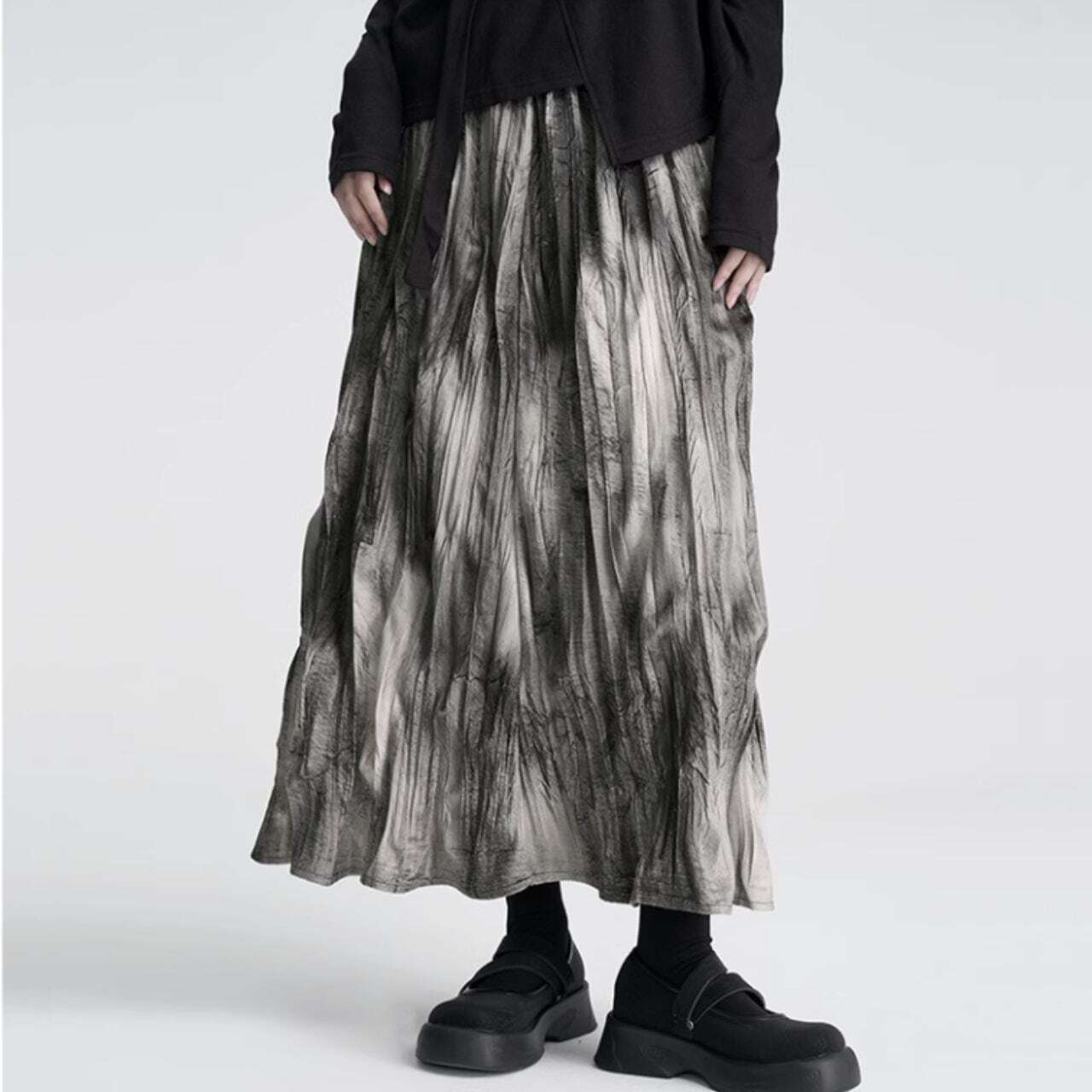【Pleated thick fabric long skirt C0603】