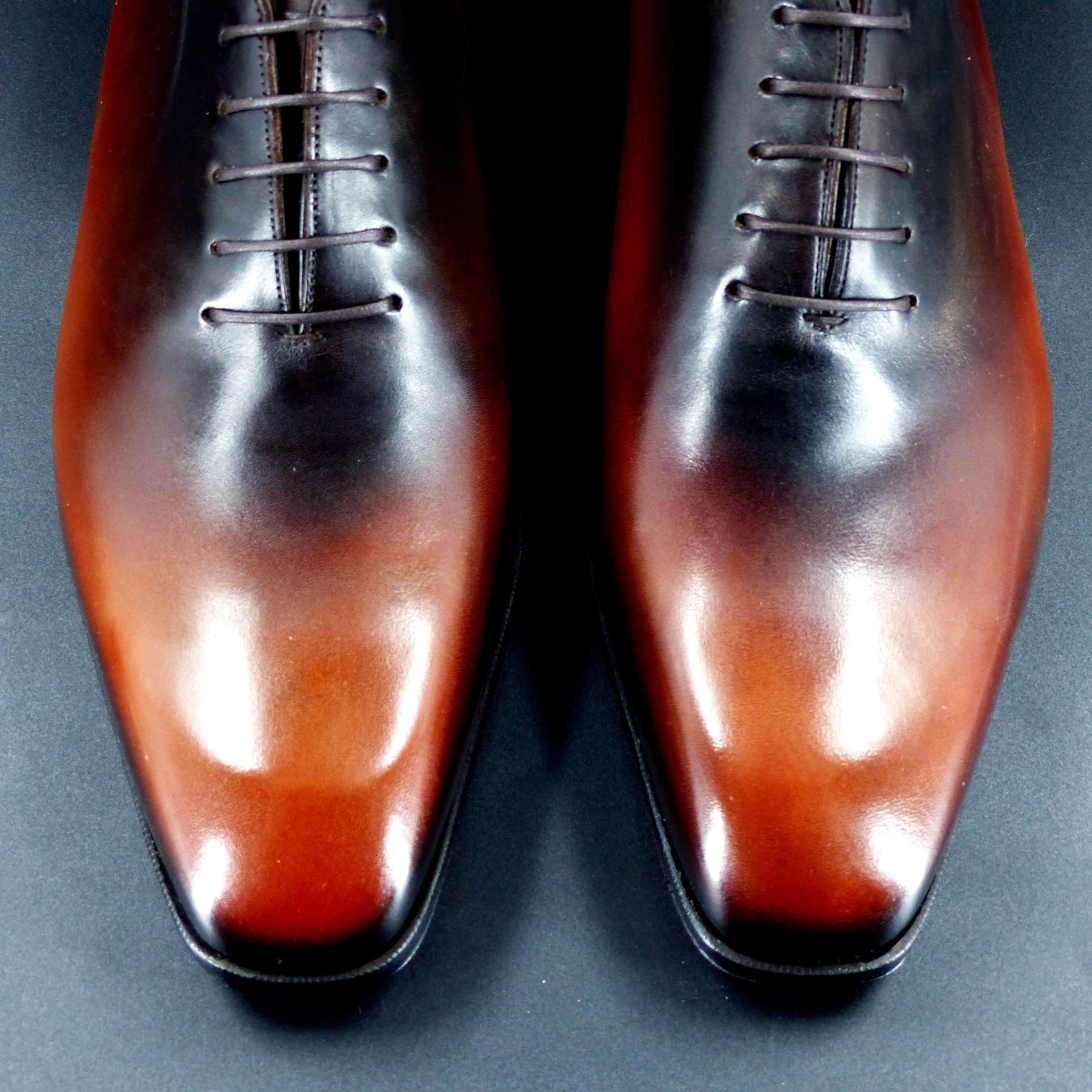 足入れ抜群のスクウェア・トゥ