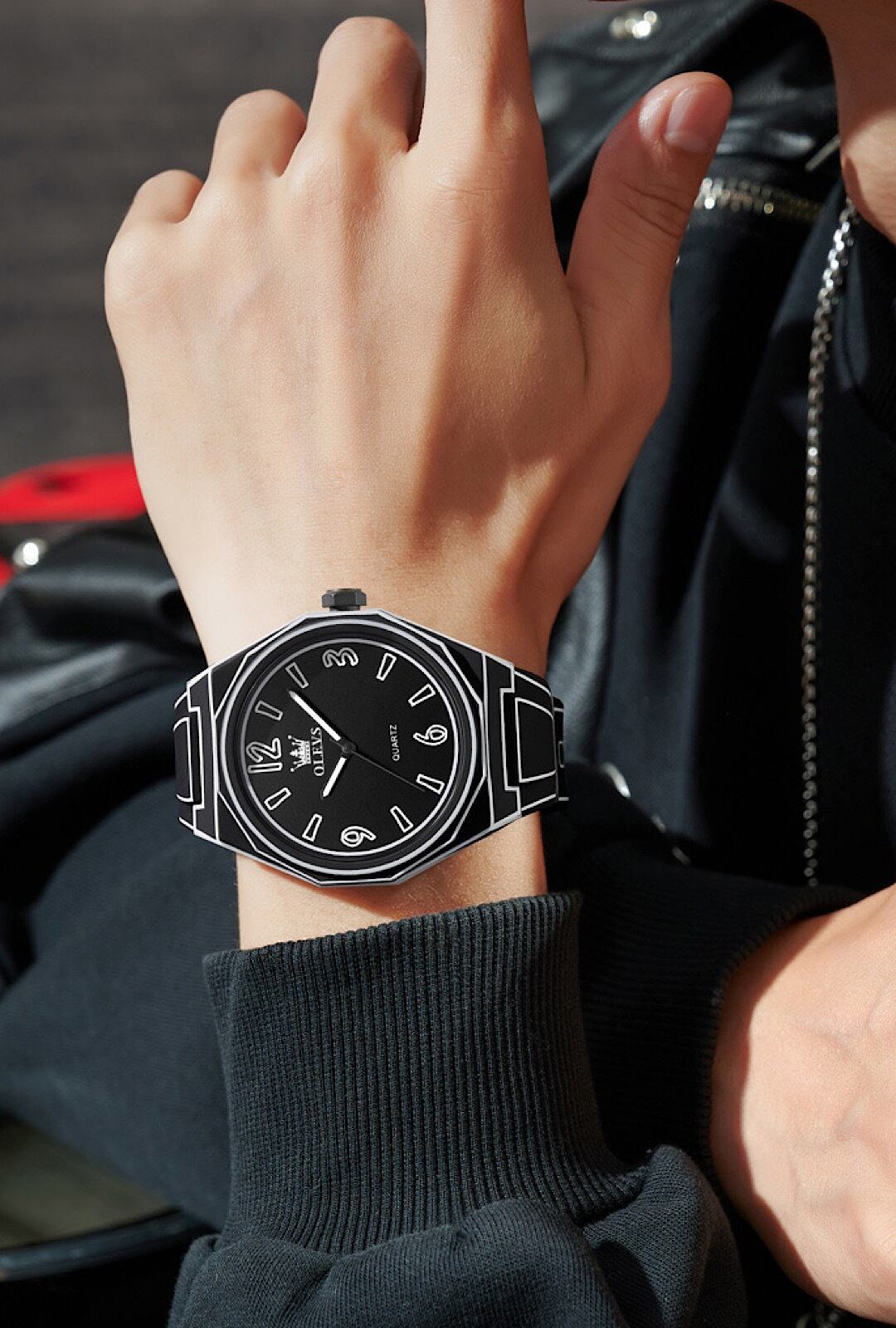 漫画のようなおしゃれな腕時計 | Gadget Labo