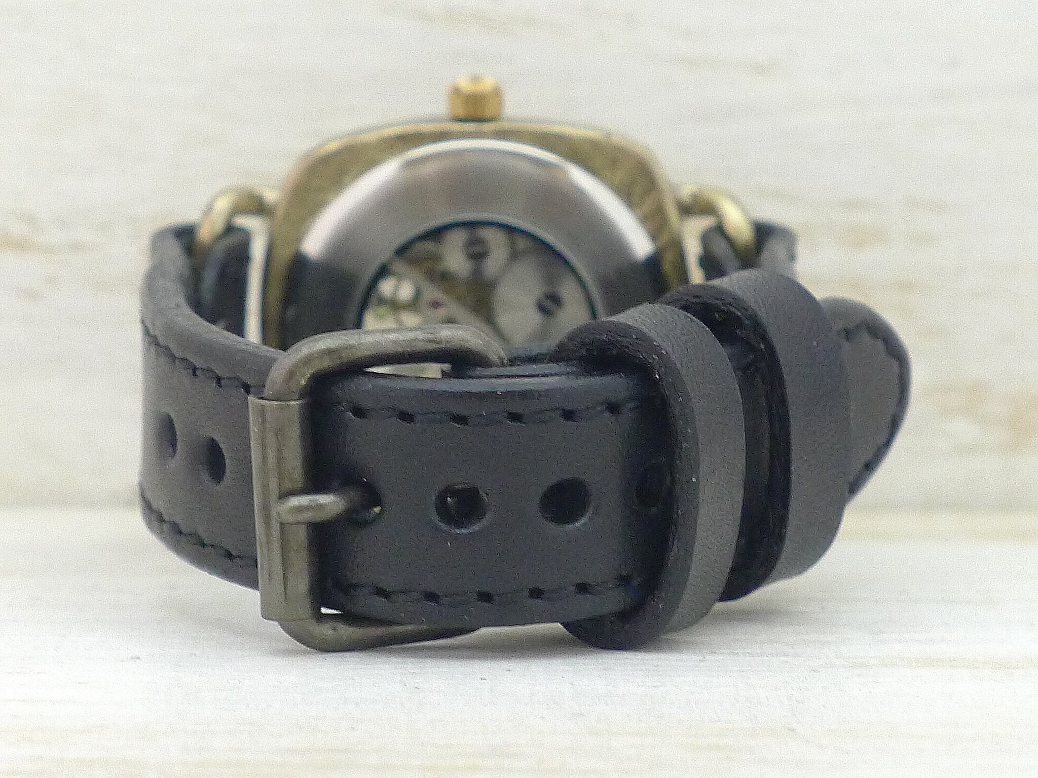 ミシンでステッチを入れたステッチ入りベルト