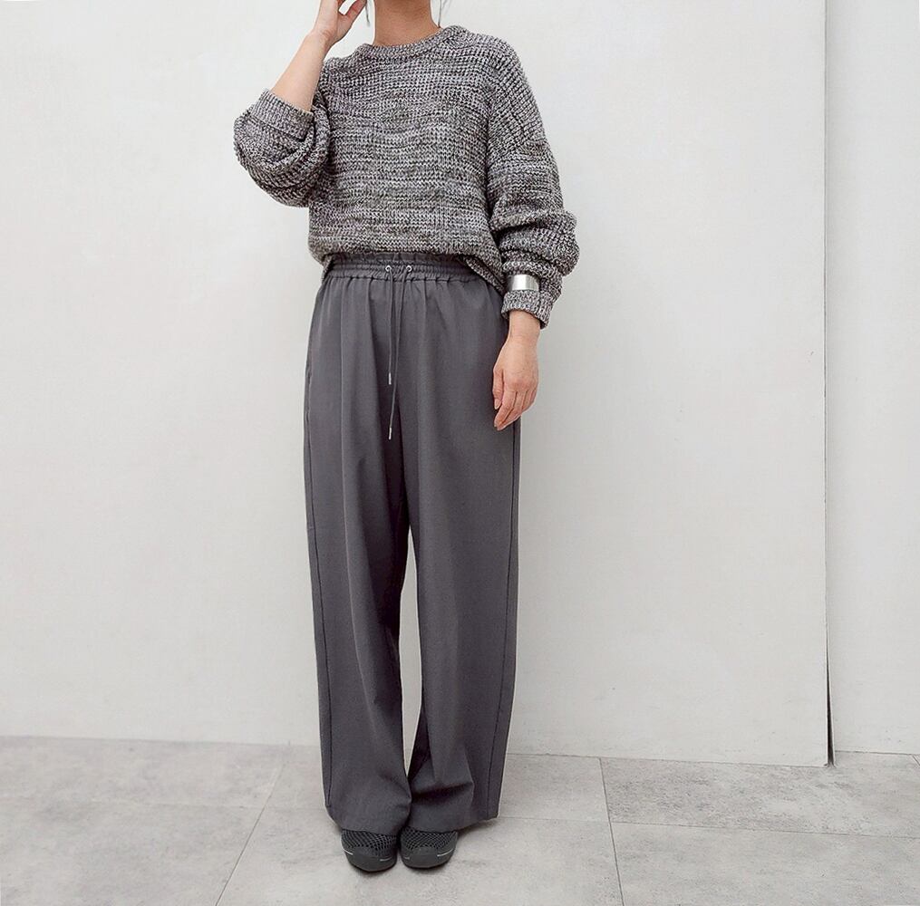 スタッフH / 160cm