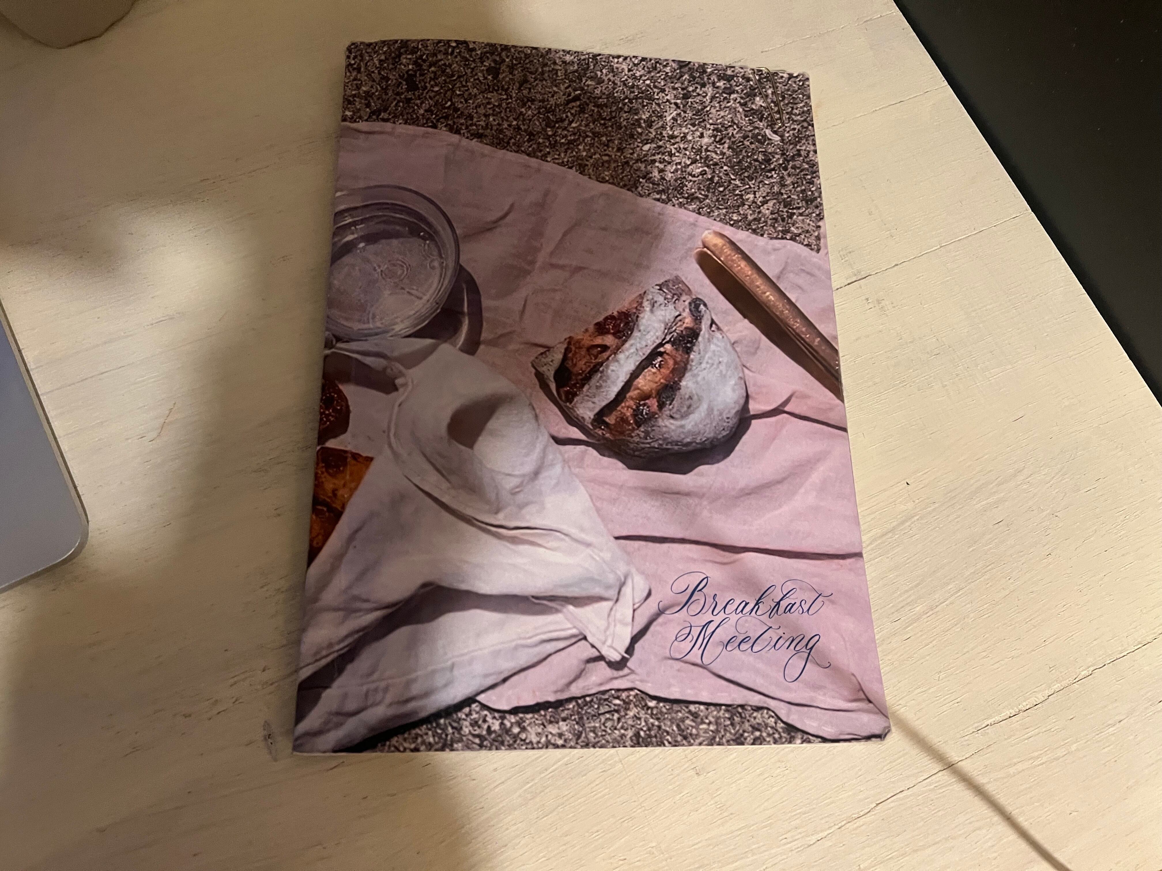 大人なデザインの表紙♡