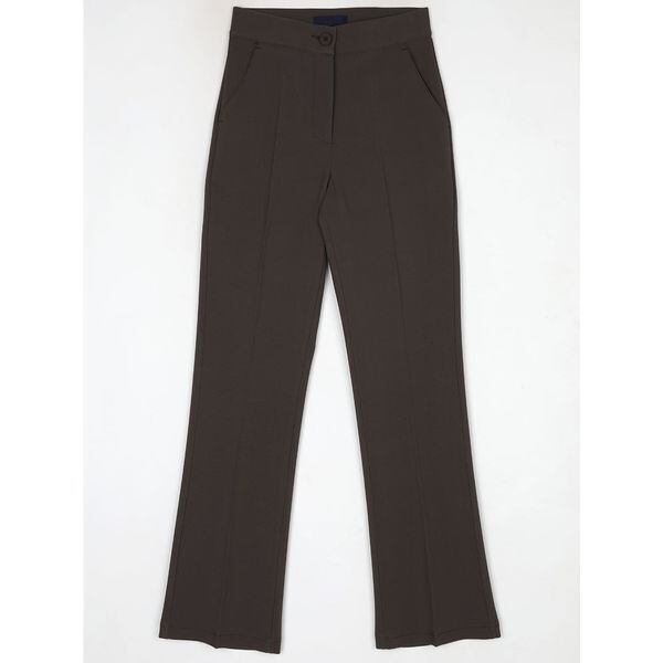 ダークブラウン