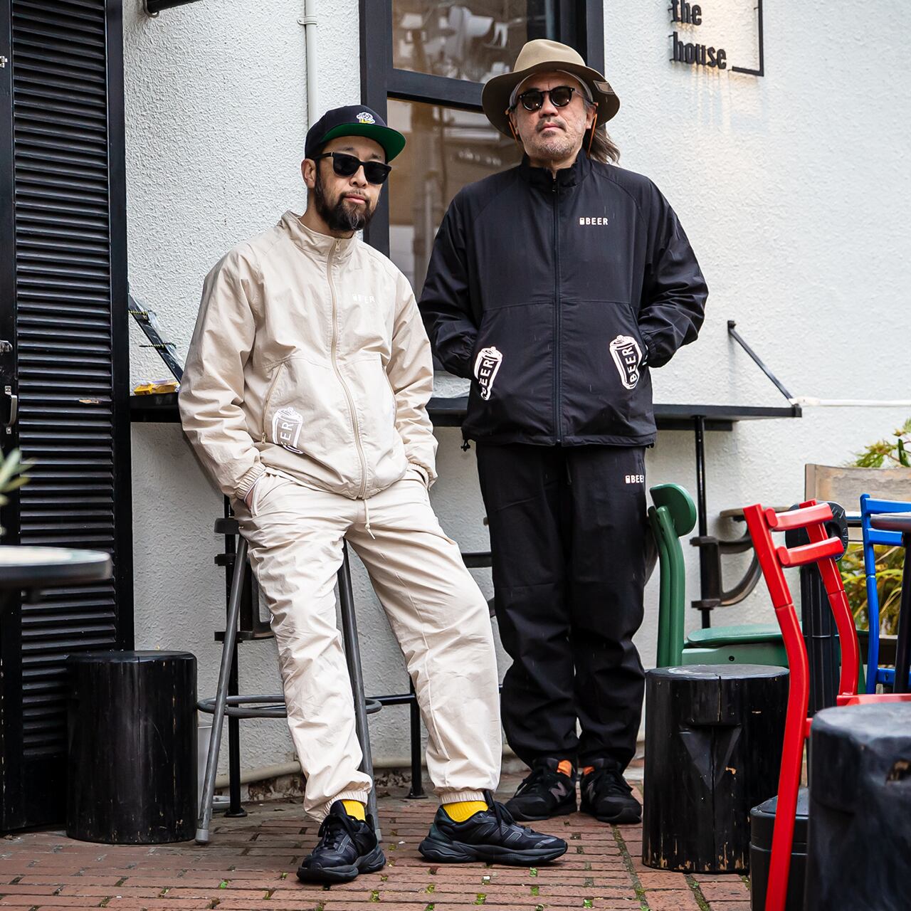 左：182cm/上下L　右:187cm/上下XXL