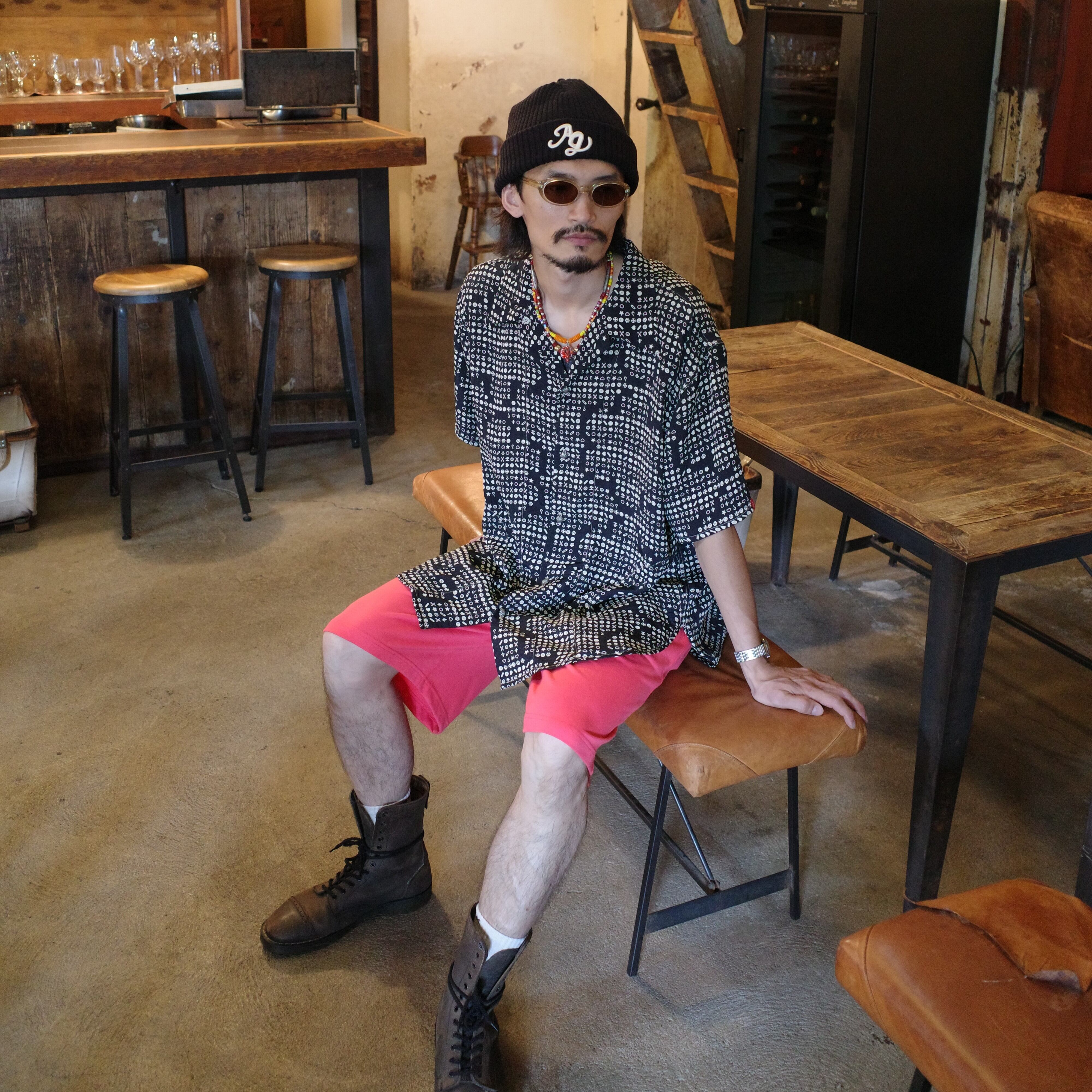 Model:182cm / Size:BIG/ Color: Black