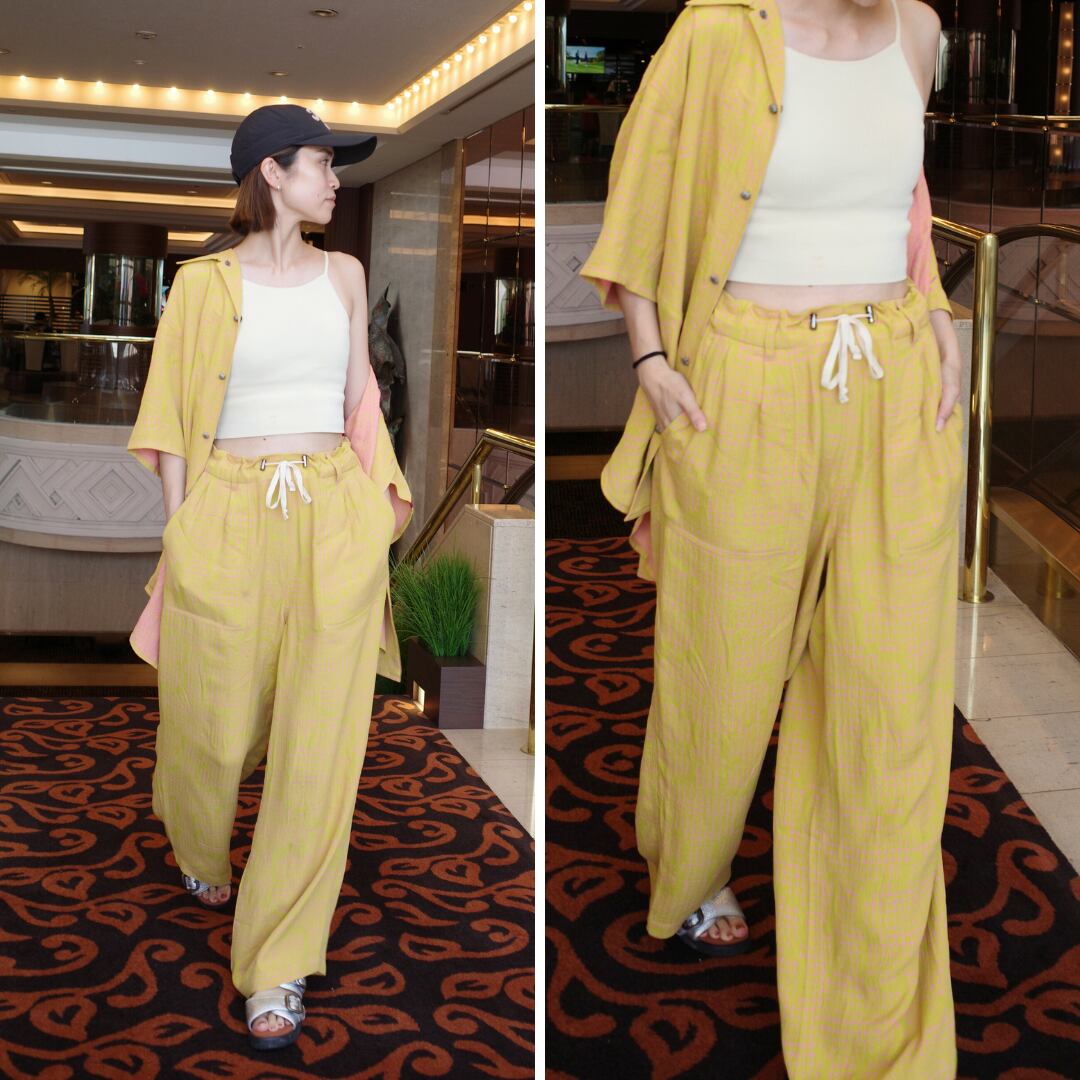 Model: 167cm/Size: MEDIUM/ Color: Amber Yellow