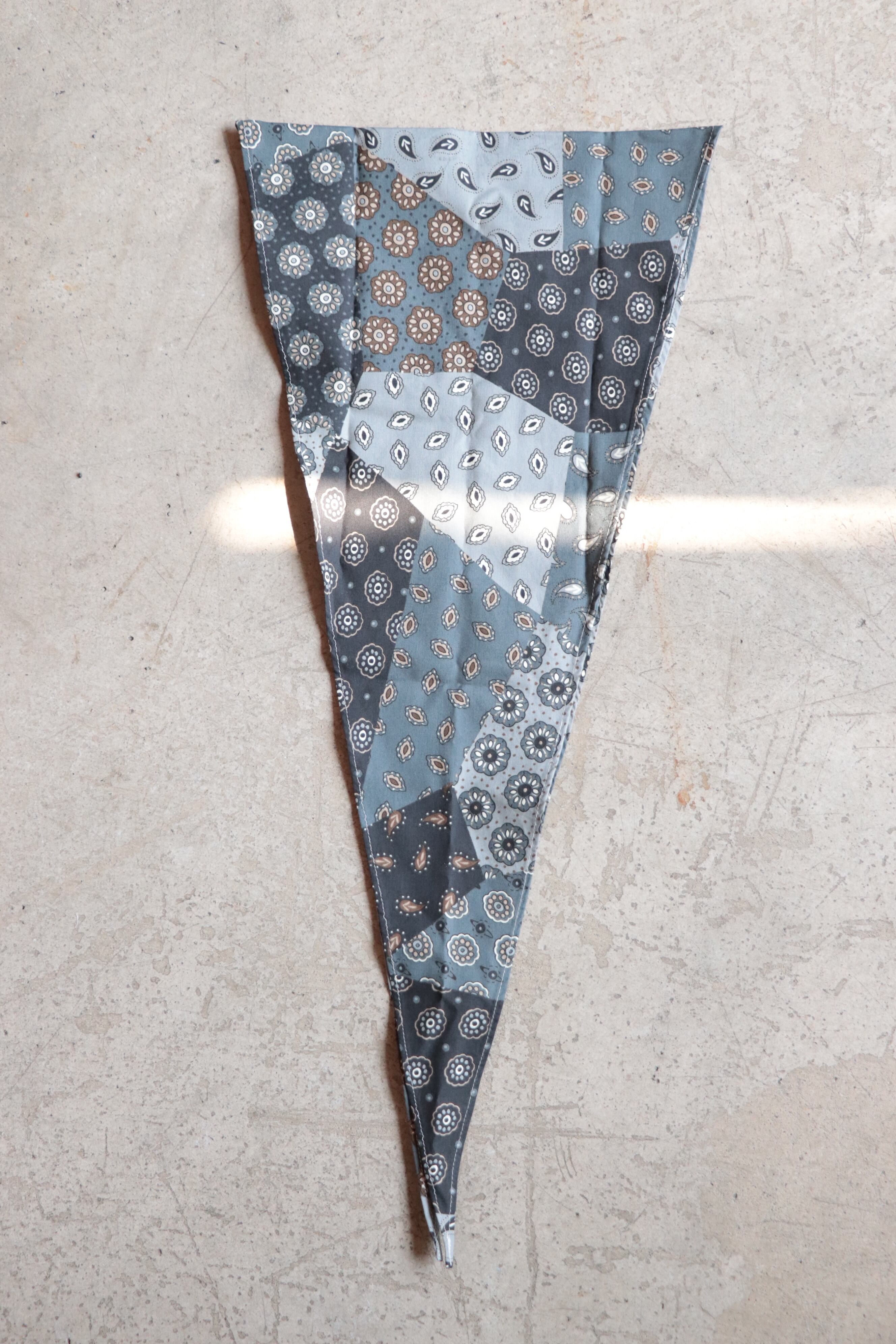 マルチブラック