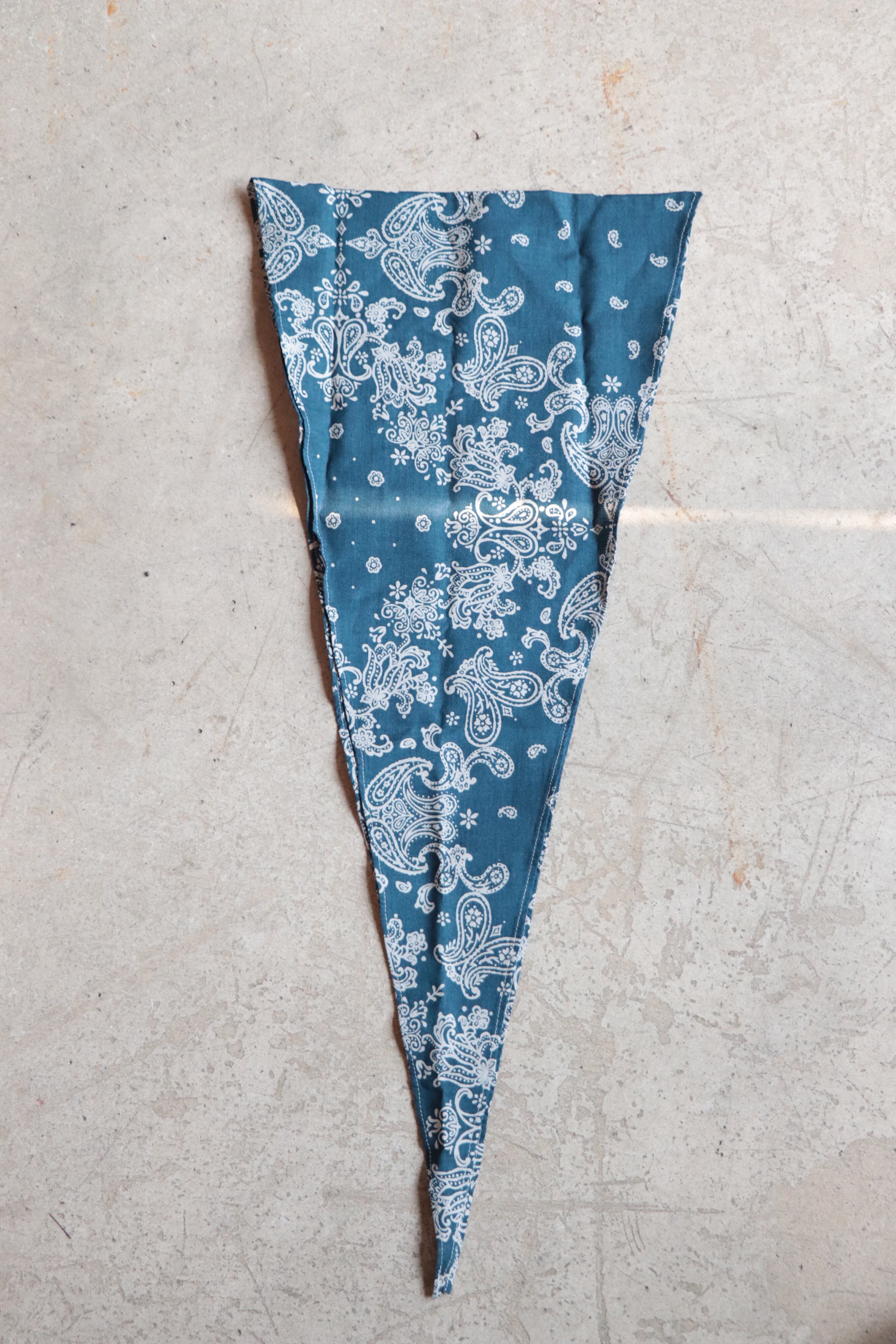 ペイズリーブルー