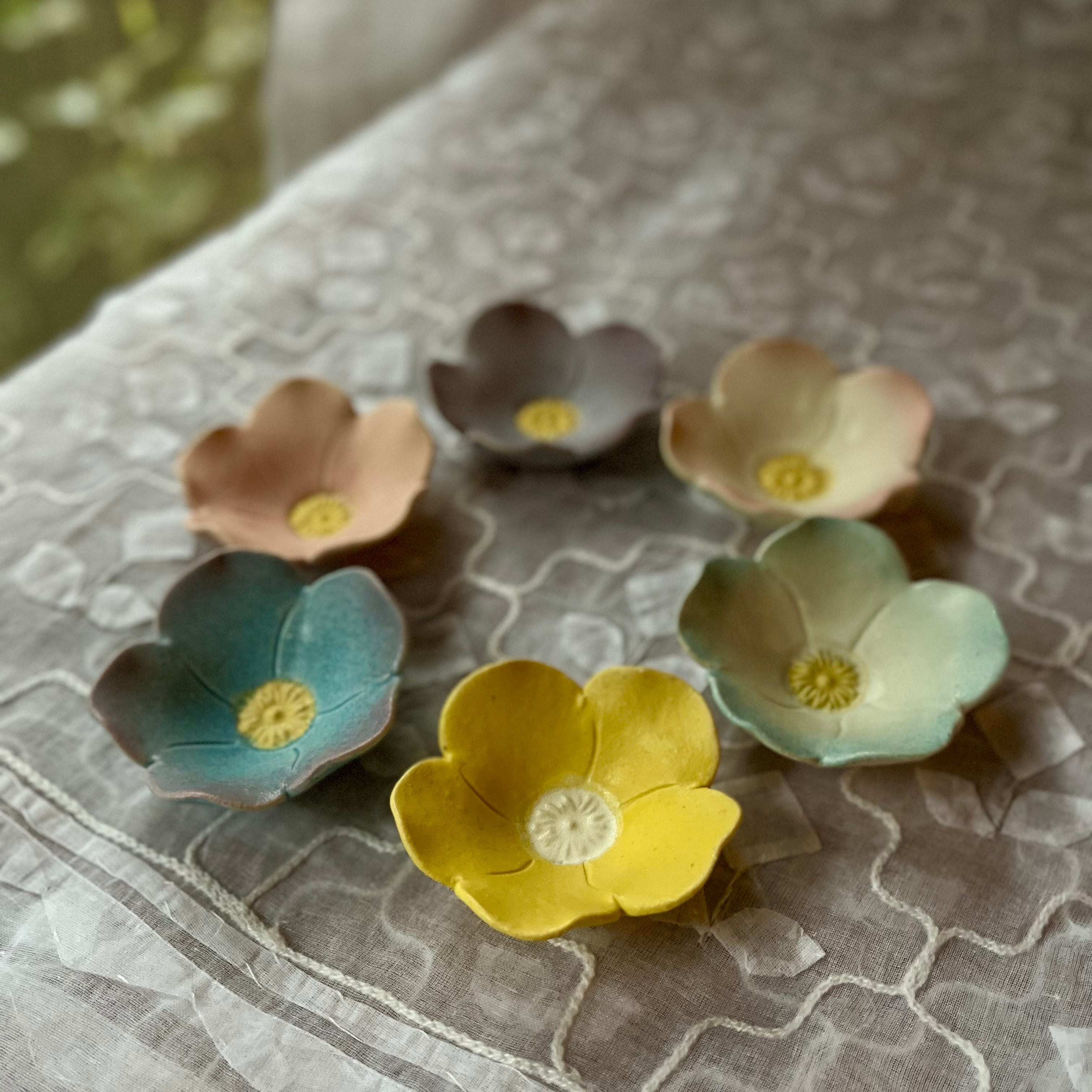 桐箱入】Flower 野の花々 花豆皿セット(幅7cm) | TSUNE;田中恒子の器