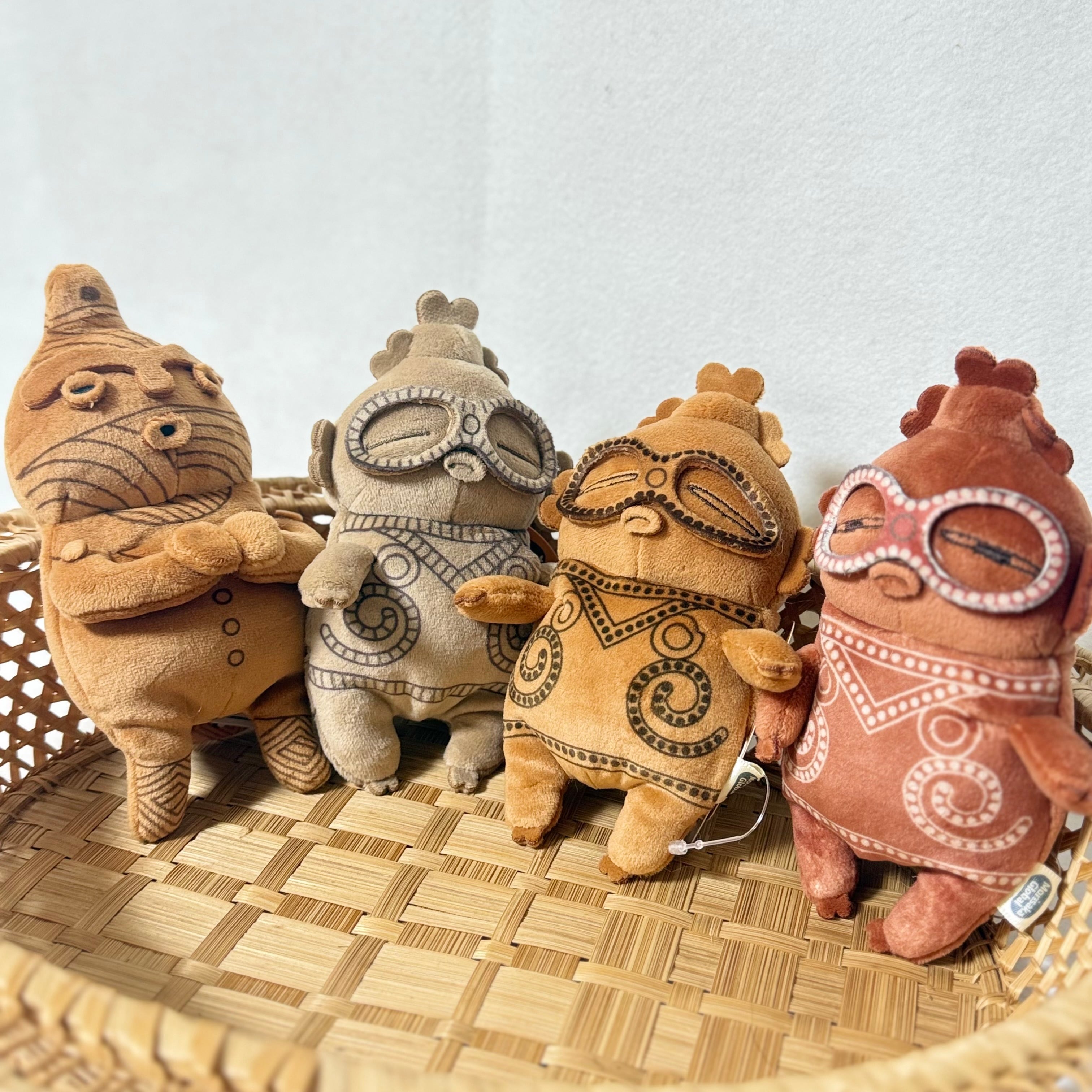 もちシリーズ 遮光器土偶 マスコット（黄土色） | AM☆BASE