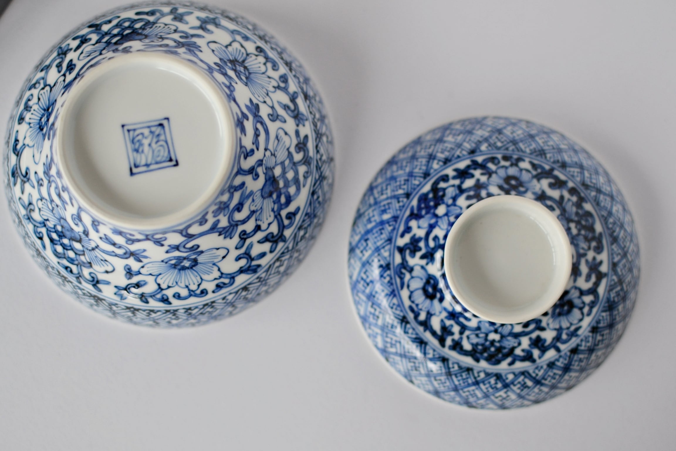 有田焼 福泉窯 染付地紋花唐草蓋物 | FUCHIGAMI TOJIKI