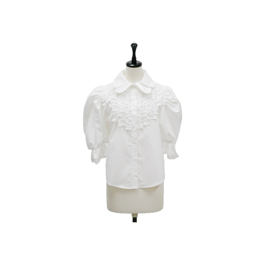 Volume frill design collar blouse