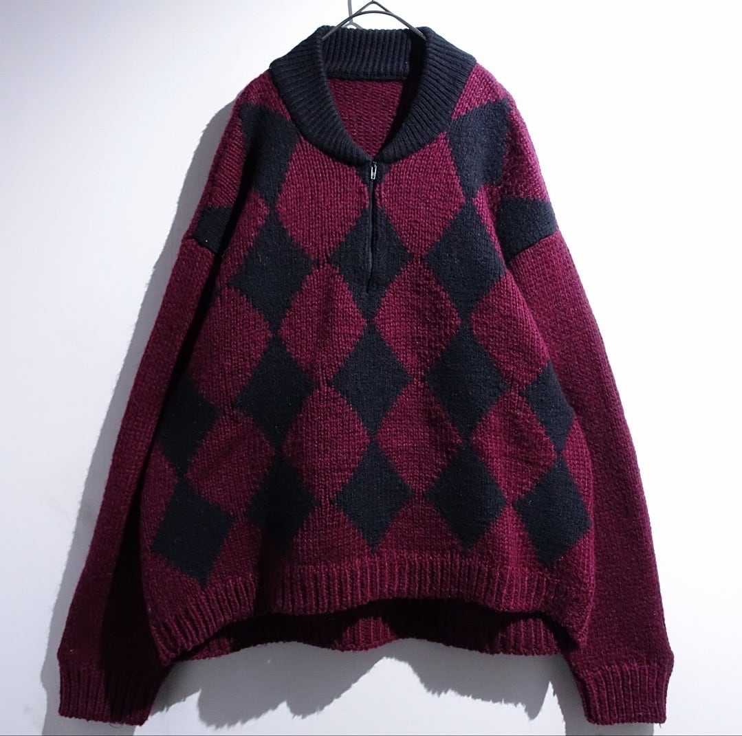 Wine Red & Black Diamond Pattern Desgin Half-Zip Knit