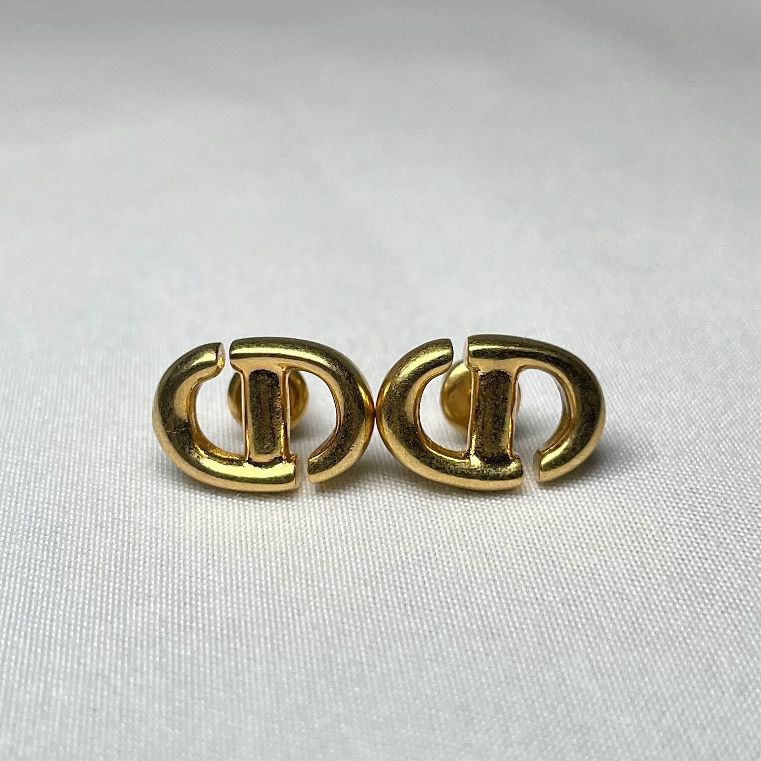 DIOR CD Navy スタッドピアス GP ディオール | 2122 