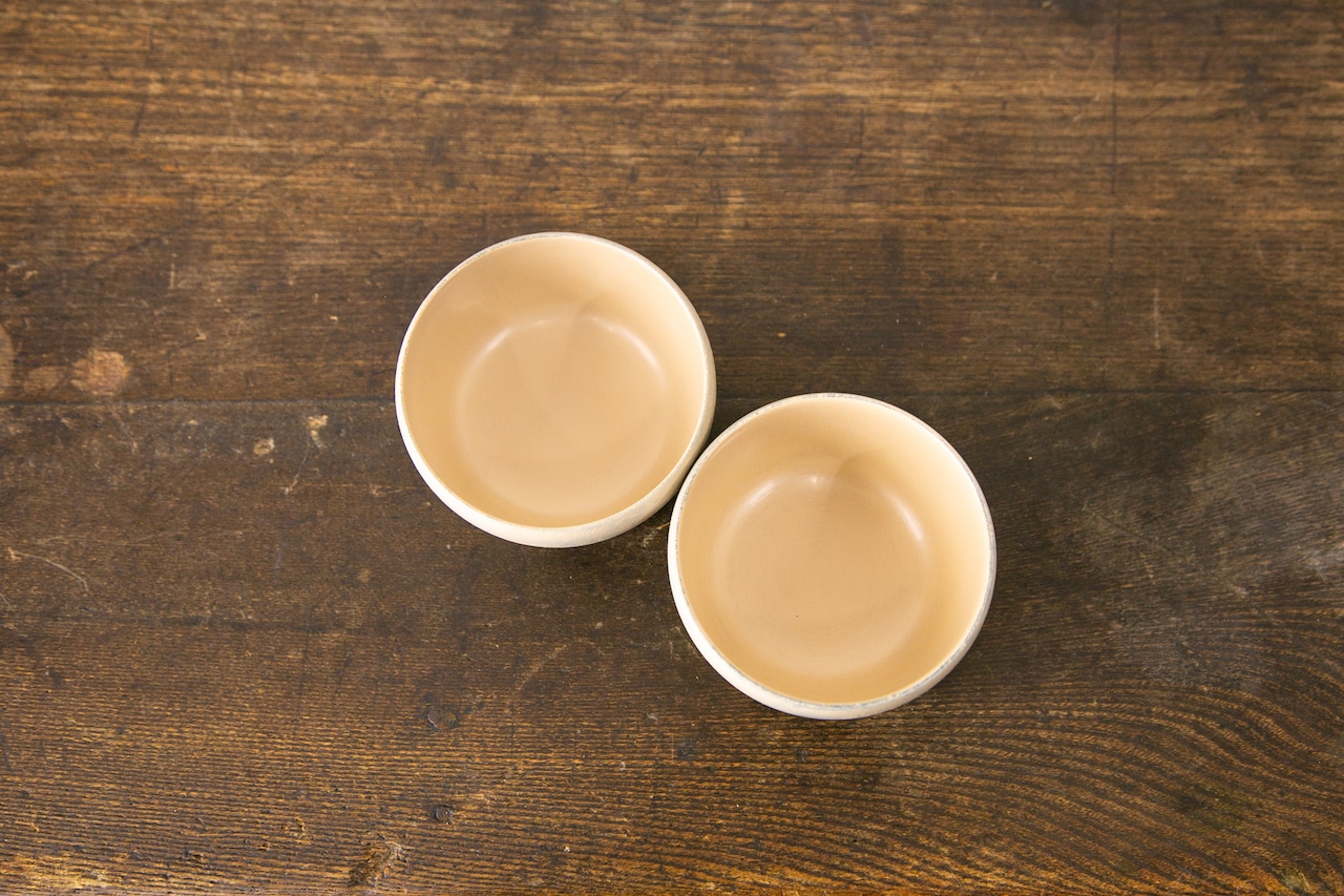 【服部篤子】古材の白漆の器