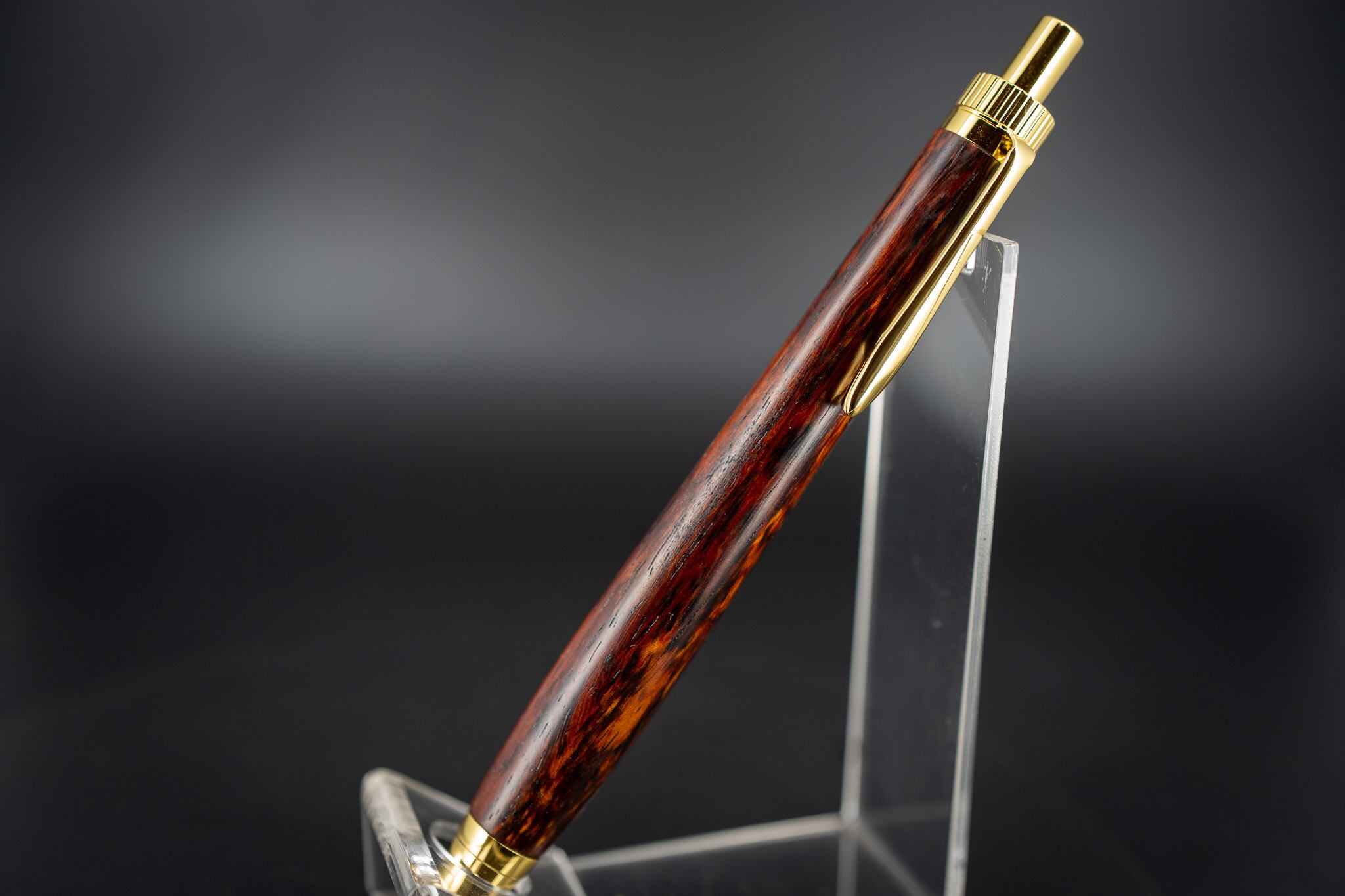 東洋のローズウッド】 縞紫檀 変わり杢 拭き漆 gold BP | 木軸ペン工房