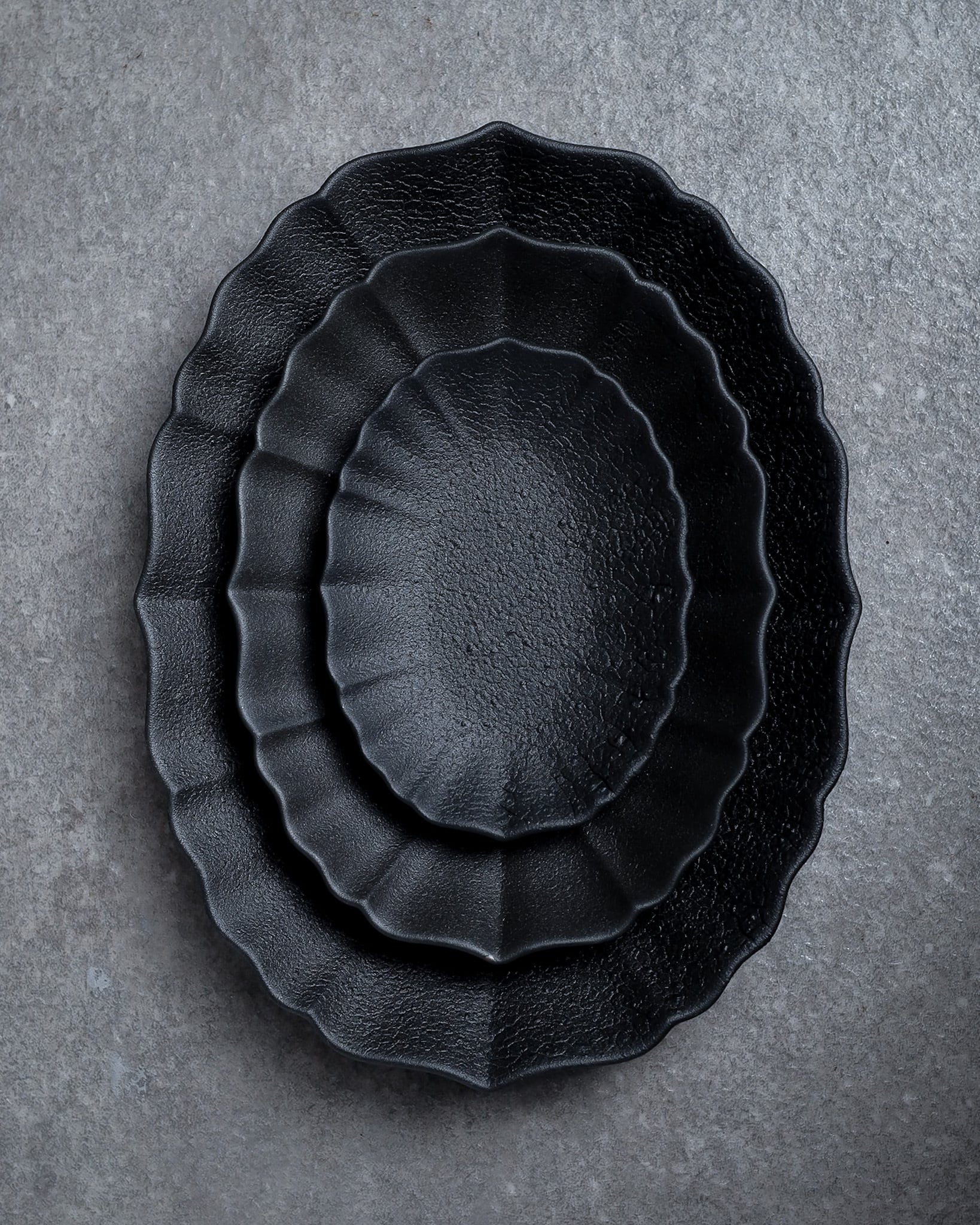 G-E-N lotus oval plate S -kawa-