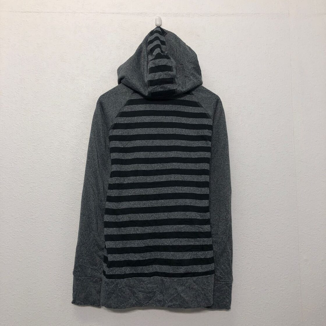 adidas プリント スウェット パーカー アディダス M グレー ボーダー 