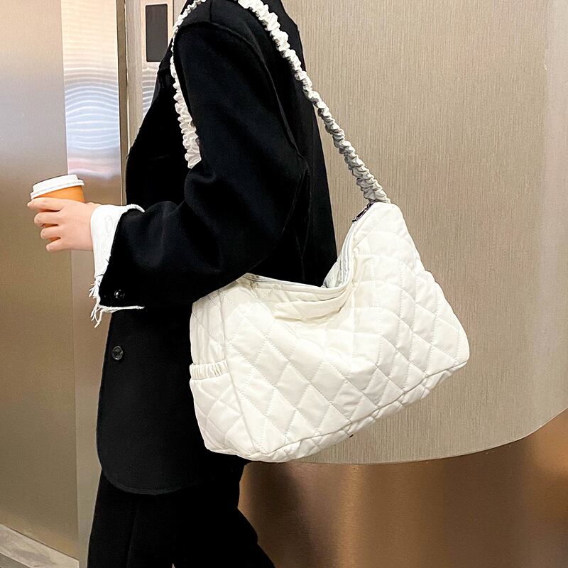 オータムウィンターショルダーバッグ 秋物 冬物 手作りハンドバック17924385709