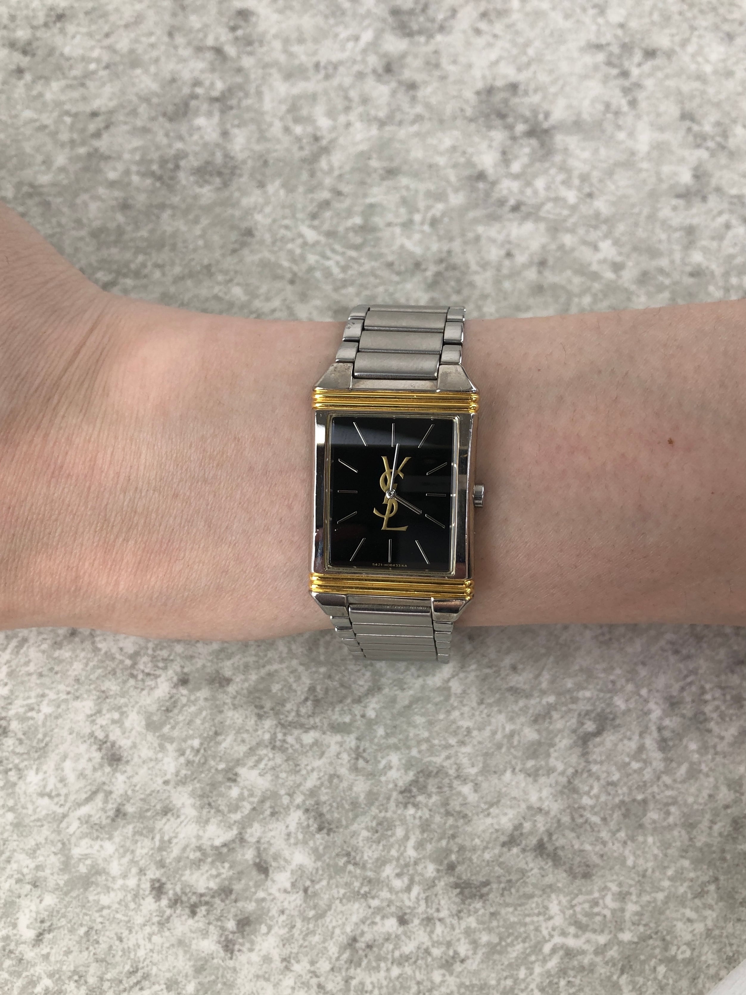 Yves Saint Laurent イヴ・サンローラン 腕時計 シルバー ステンレス