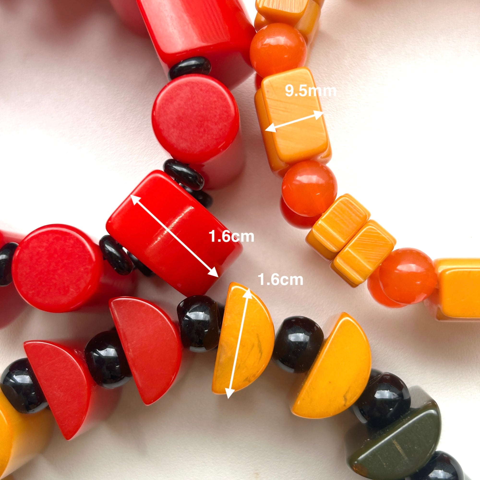 ベークライト　ビンテージ　まとめ BAKELITE チェリーレッドベークライト STRETCHブレスレット | Milo