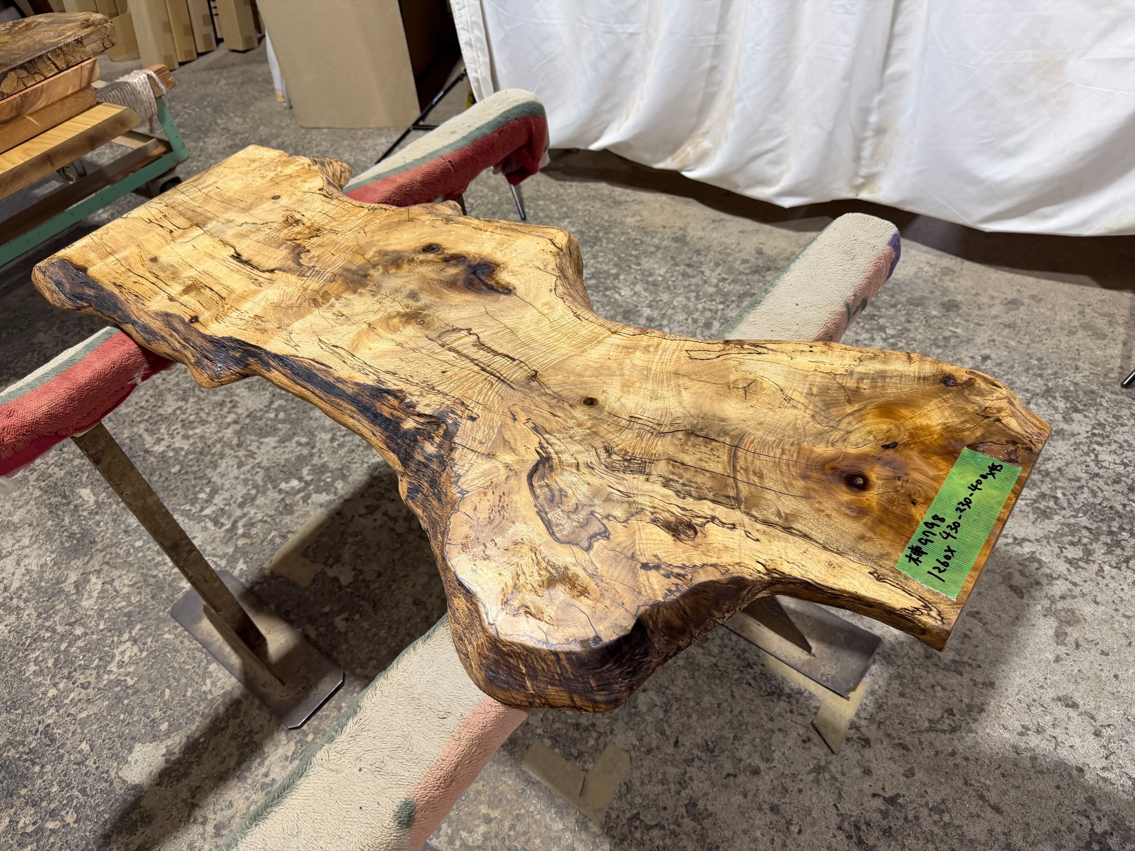 クス9798 楠 一枚板無垢材 1260x430-230-400x45mm ローテーブル センターテーブル 天板 樟 くすのき