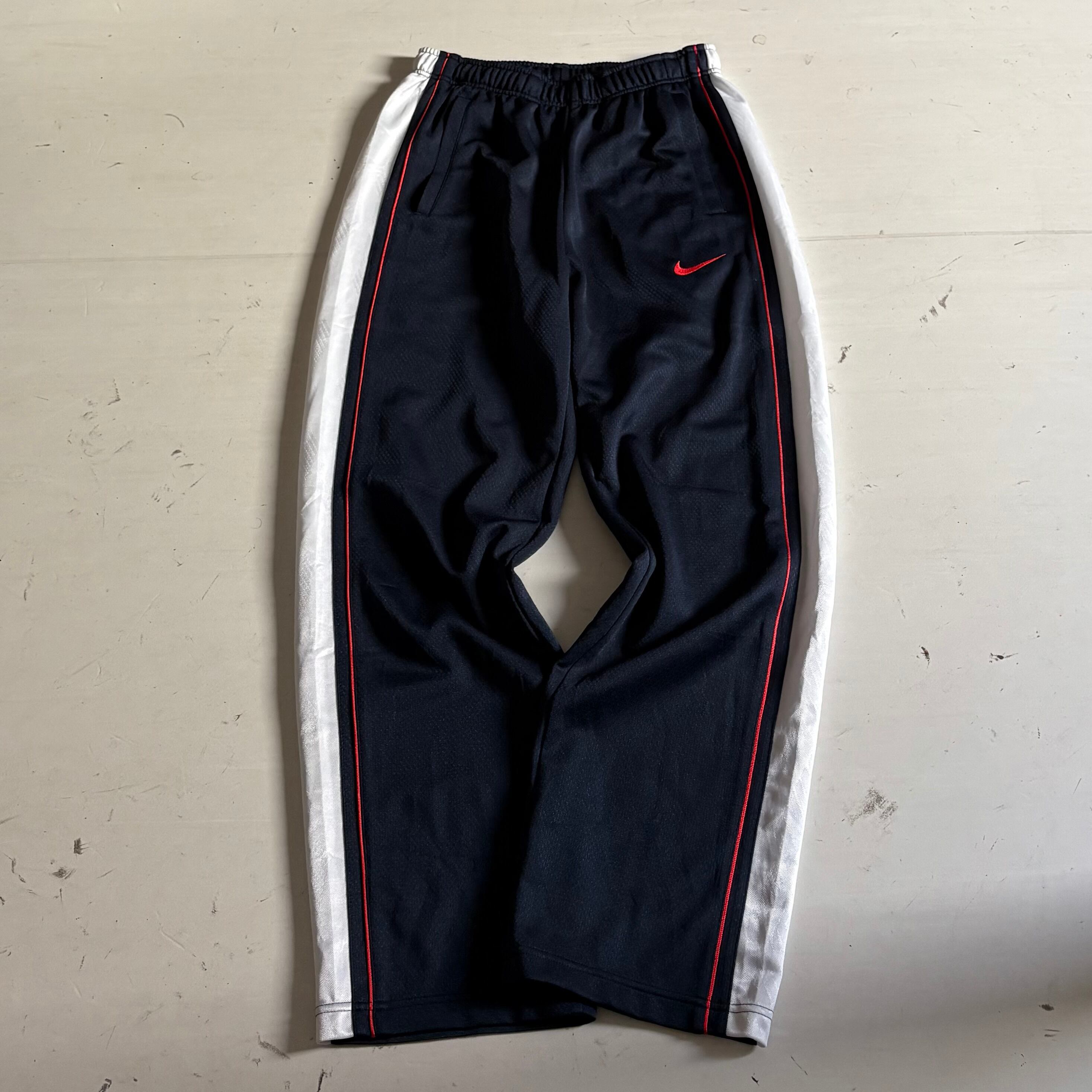 Nike Black × White Line Track Pants | PAY ID