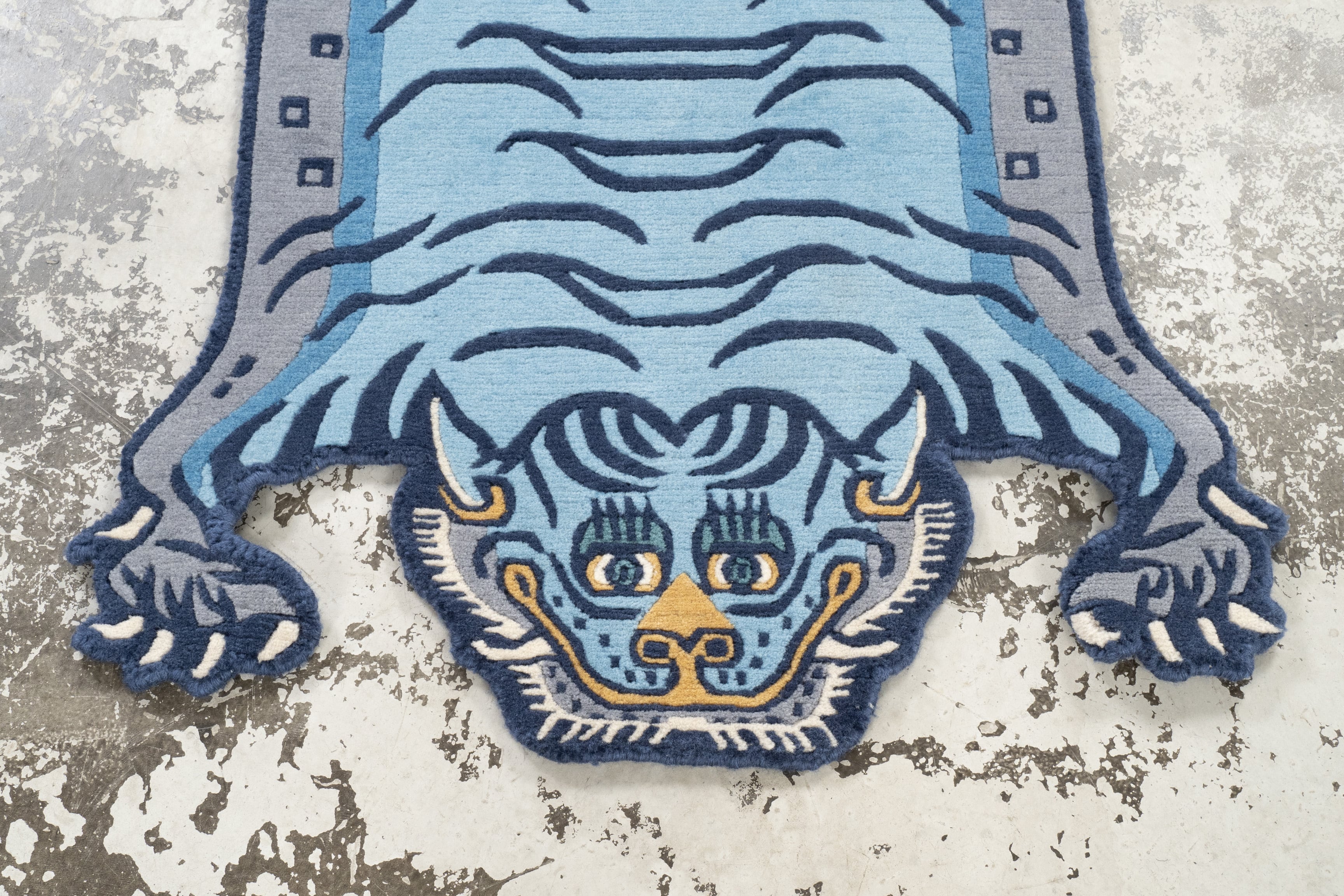Tibetan Tiger Rug 《Sサイズ•ウール・オリジナル3・レイニーブルー362