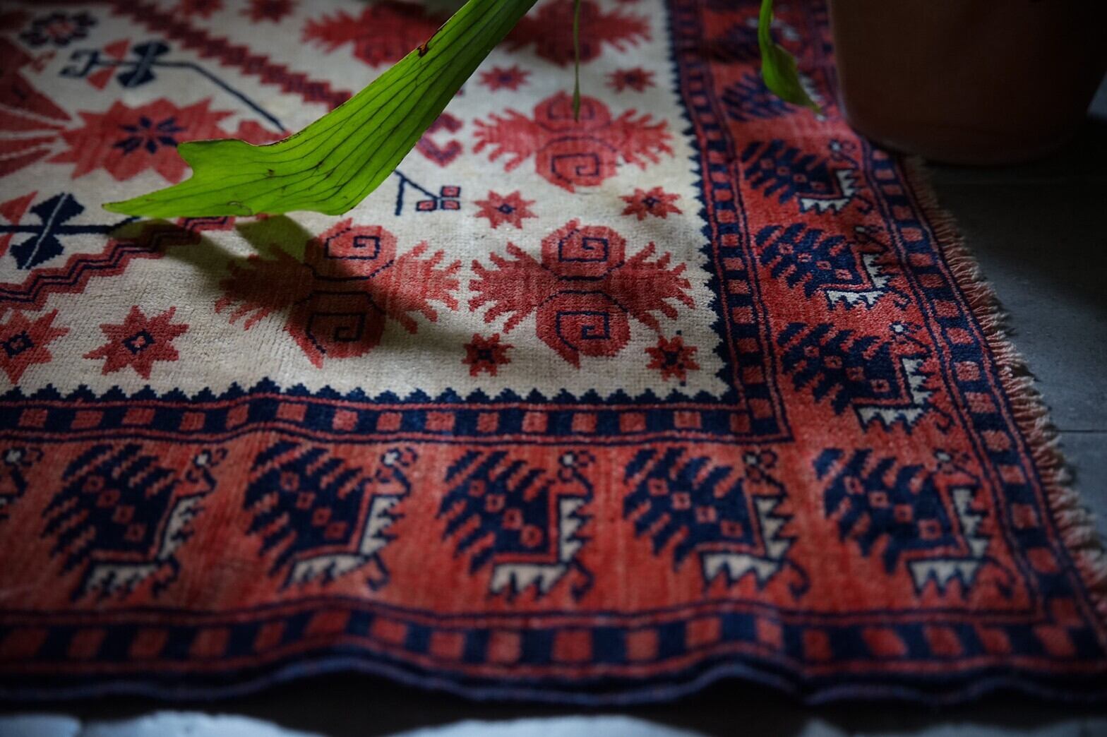 095 - Vintage Turkish rug