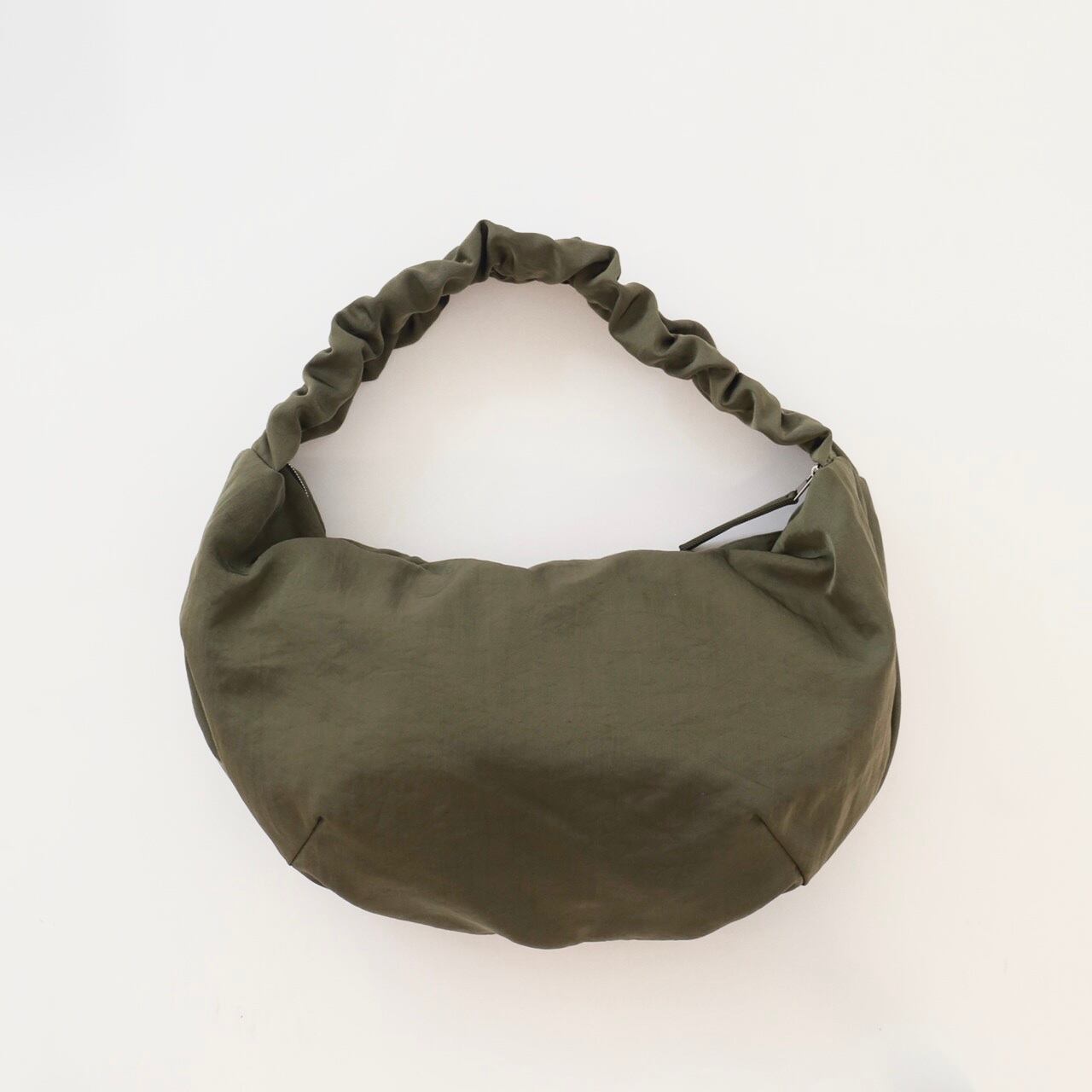 OUAT OFFICE BAG OLIVE - ショルダーバッグ