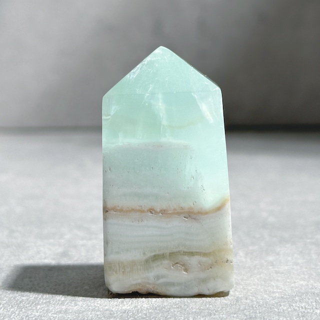 【高品質】カリビアンブルーカルサイト タワー53◇ Caribbian Blue Calcite ◇天然石・鉱物・パワーストーン