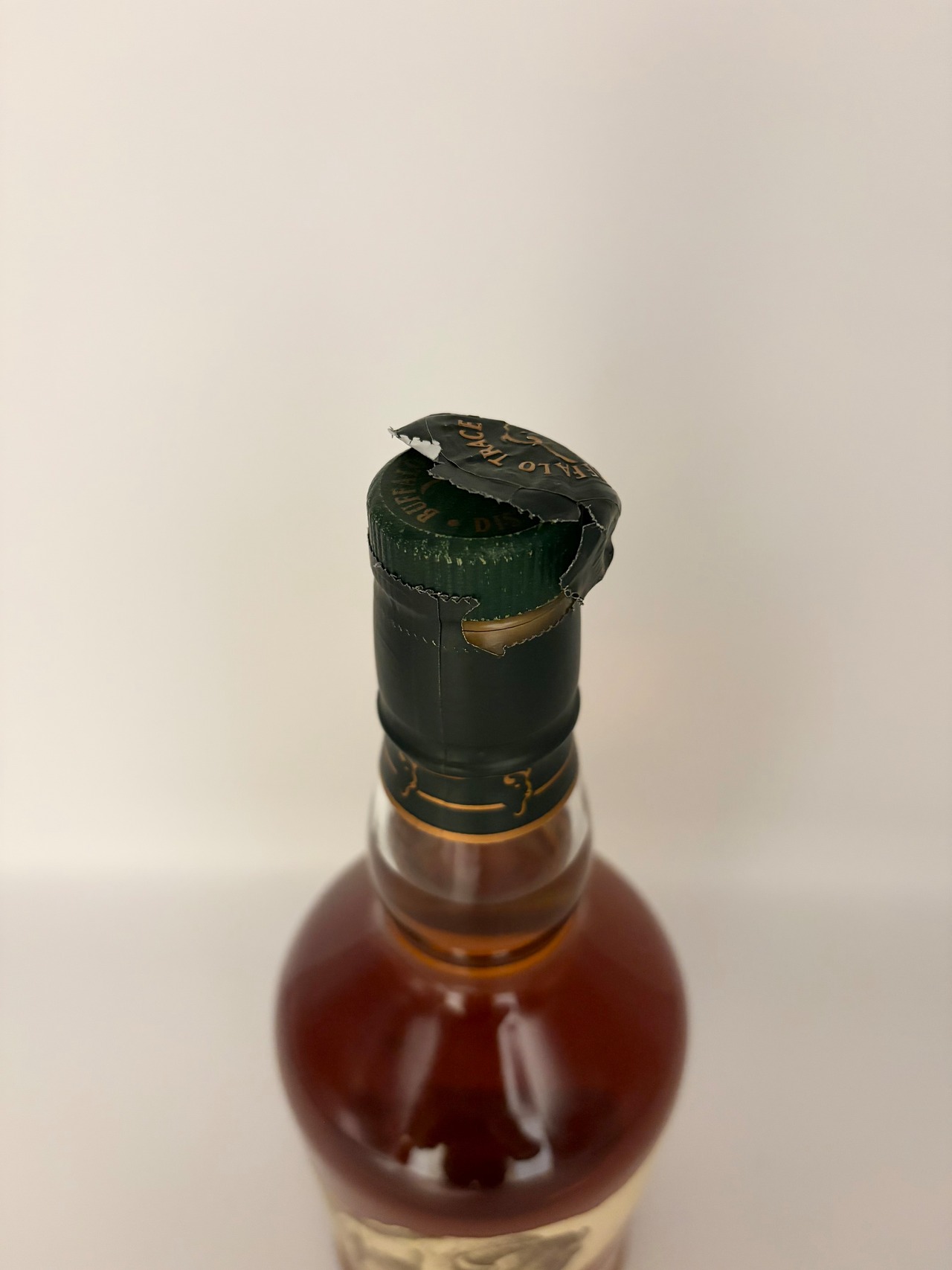 ［キャップ不良］バッファロー トレース / 700ml 40度・画像2