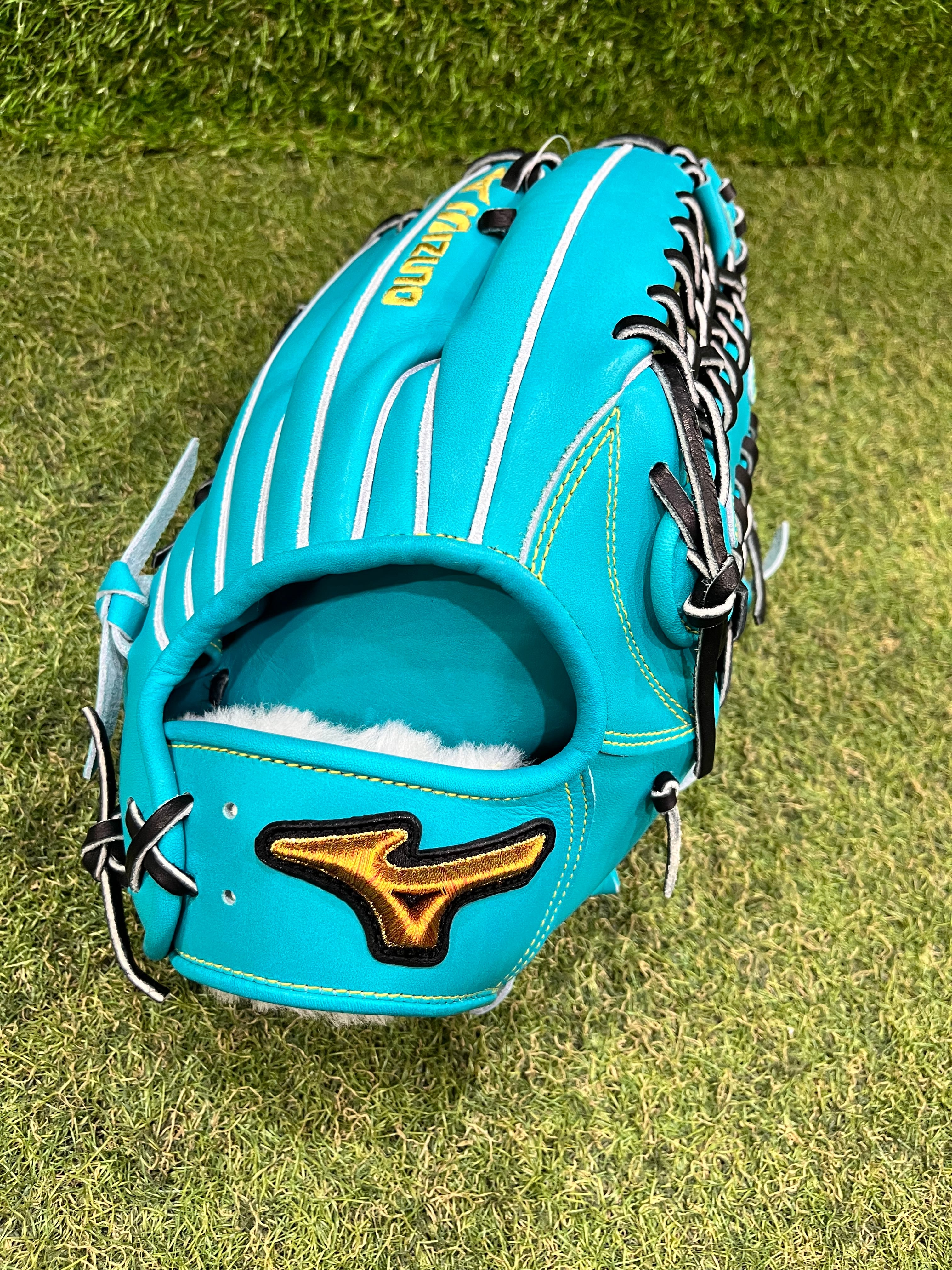 ミズノプロ軟式用 外野手用グラブ 1AJGR35107 | ミツウマスポーツ