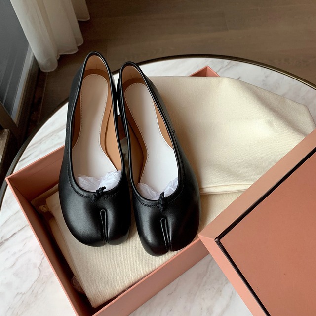 【6 colors】 Leather Flat Tabi バレエシューズ [26010379]