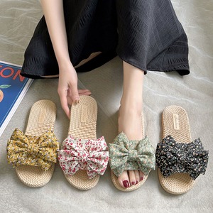 ビーチサンダル リボン ぺたんこ レディース 夏 小花柄 サンダル きれいめ 大人 かわいい おしゃれ リゾート ビーチ プール レジャー 軽量 歩きやすい 疲れにくい 大人可愛い 大人女子