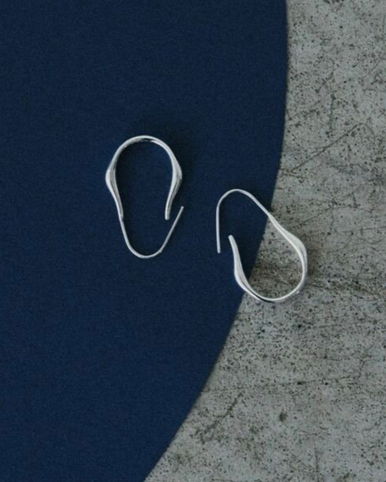 Characteristic Chain Pierce