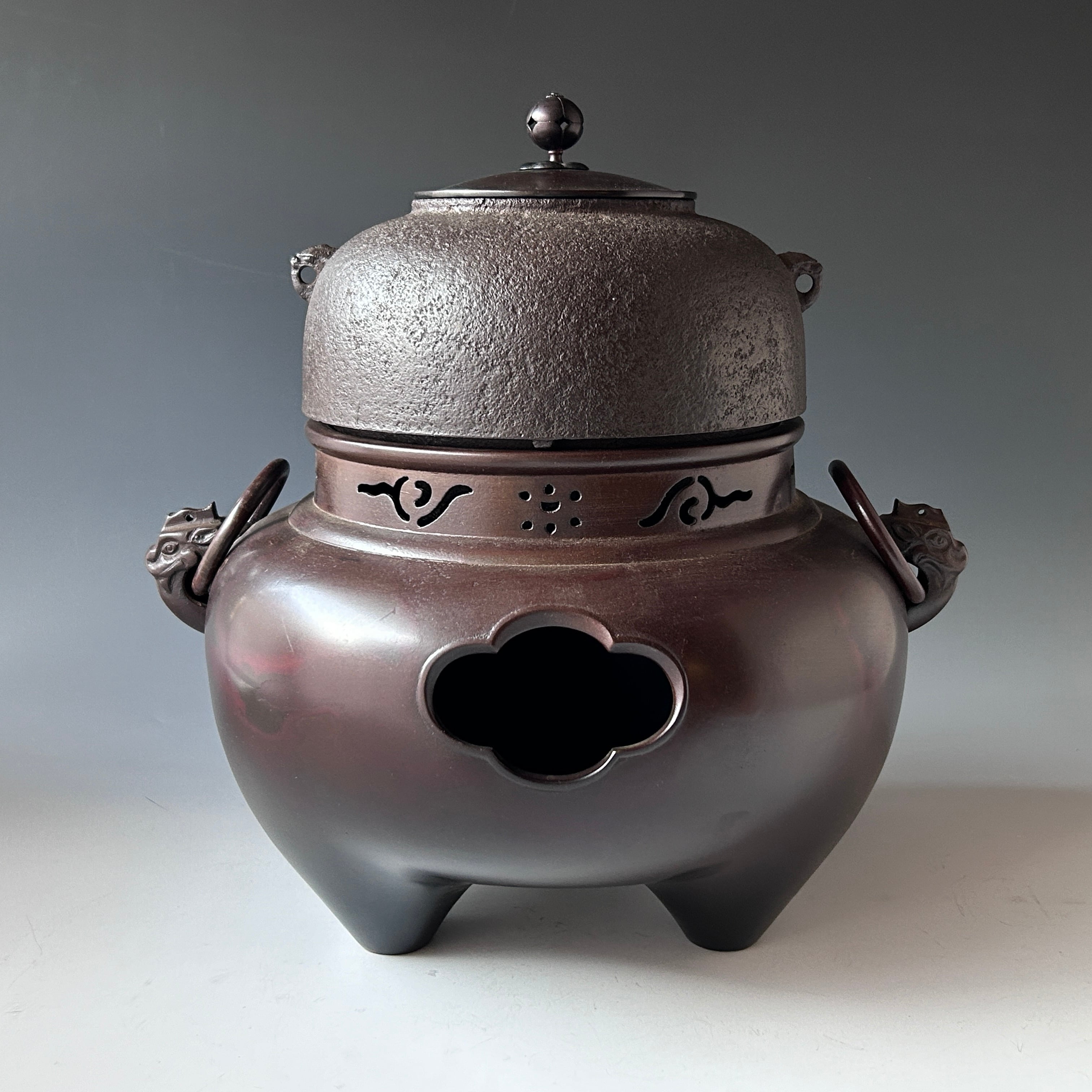 茶道具　色紙地紋　筒釜　金森浄清　共箱　茶の湯釜　鋳物　風炉　稽古　茶会　釣釜 茶道具 色紙地紋 筒釜 金森浄清 共箱 茶の湯釜 鋳物 風炉 稽古