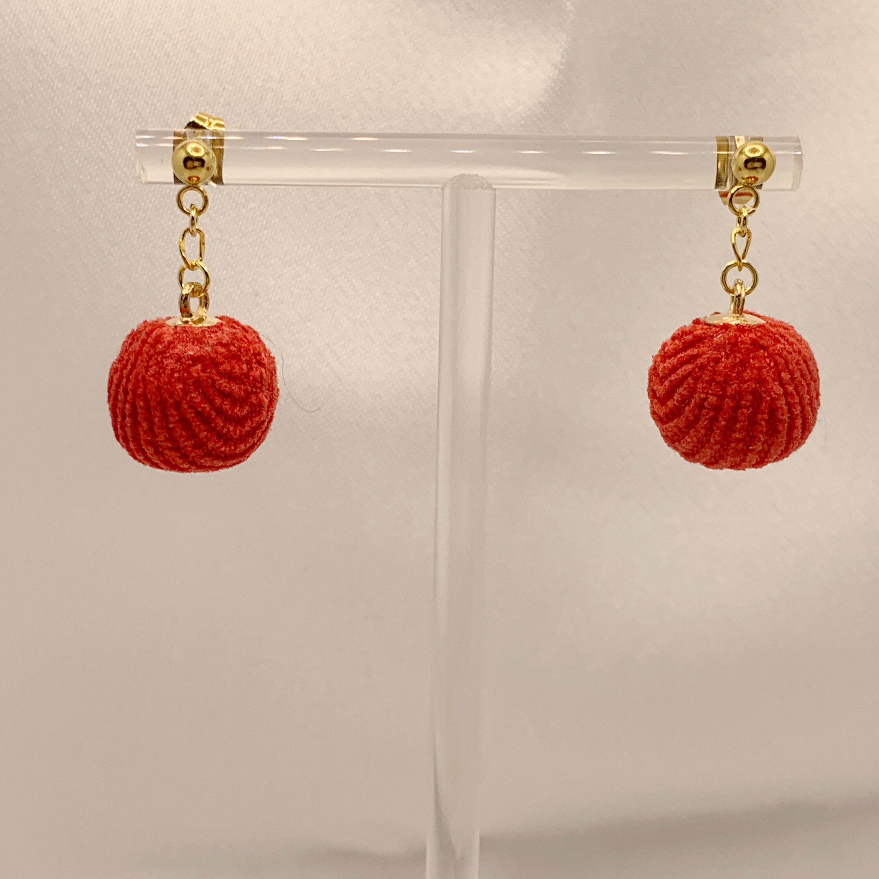 コーデュロイボール ピアス