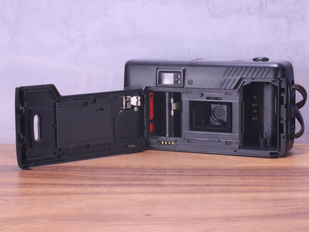 Nikon TW2D | Totte Me Camera