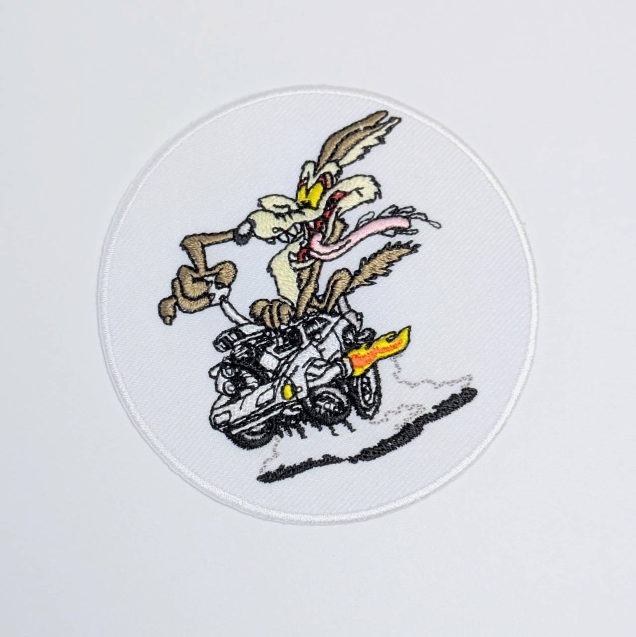 送料無料！ ☆刺繍アイロンワッペン☆【 Looney Tunes / ルーニー