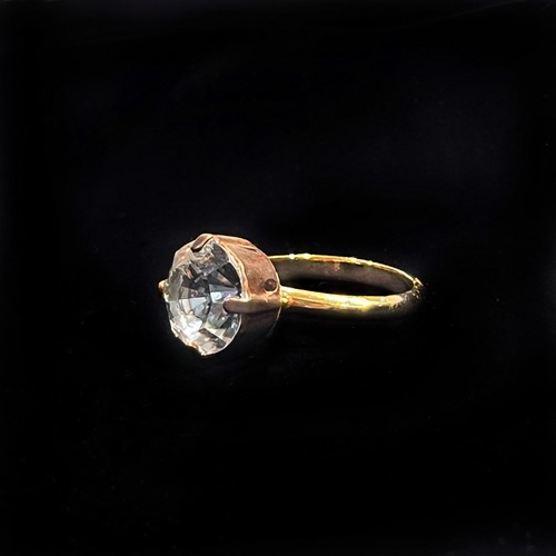 "Romance en gris" Swarovski glass round ring