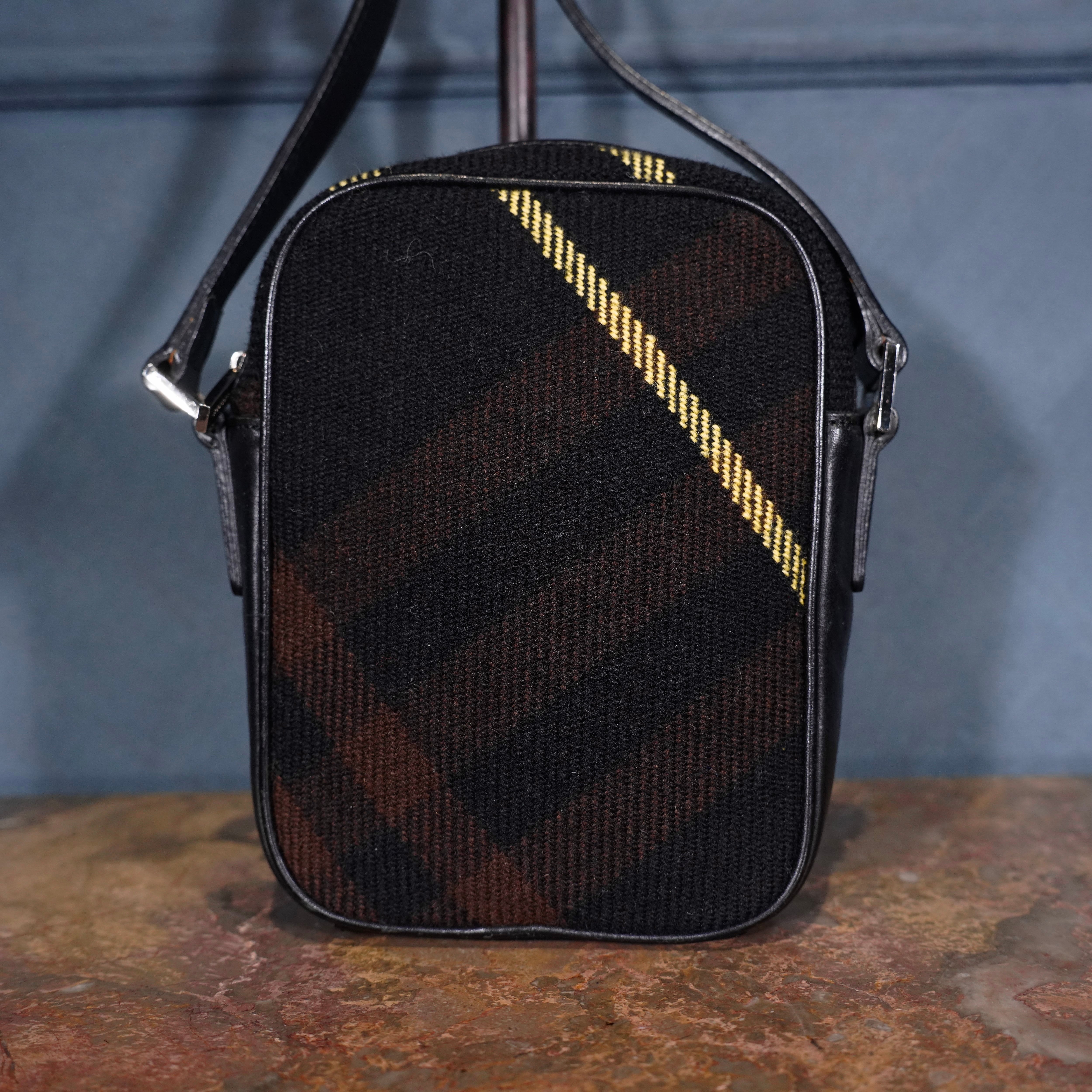 BURBERRY CHECK PATTERNED TWEED WOOL MINI SHOULDER BAG/バーバリー