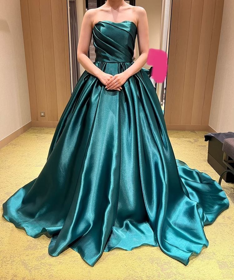 カラードレス ふっくら柔らかなバックリボン グリーン ベアトップ ブラ  