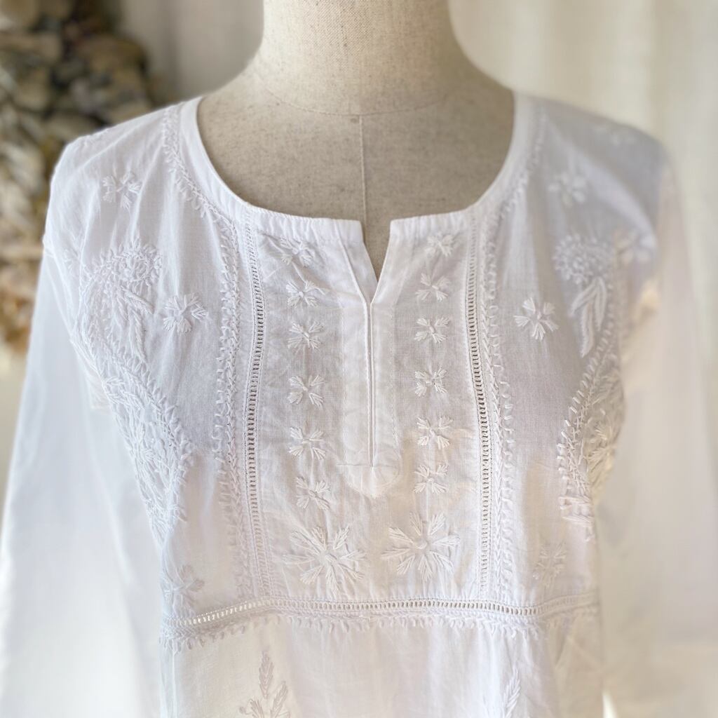 LUCKNOW Chikankari Hand embroidery kurti ラクナウ チカンカリ 手刺繍 コットン スリット チュニック クルタ  クルティ WHITE03