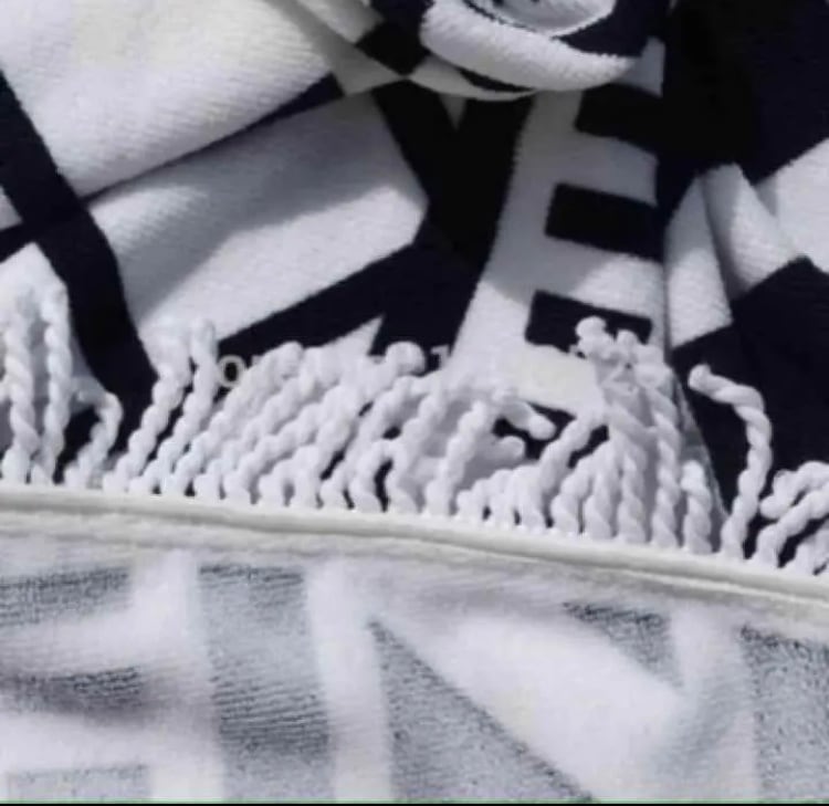 オルテガ ラウンドタオル | REGINA SWIMWEAR