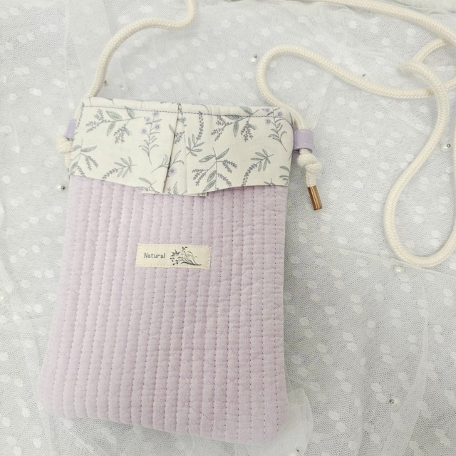 ヌビのサコッシュ　ライラック