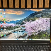 『美品 最新2024年モデル』ASUS Vivobook  16インチ  メモリ16GB  SSD512GB  人気ノートパソコン