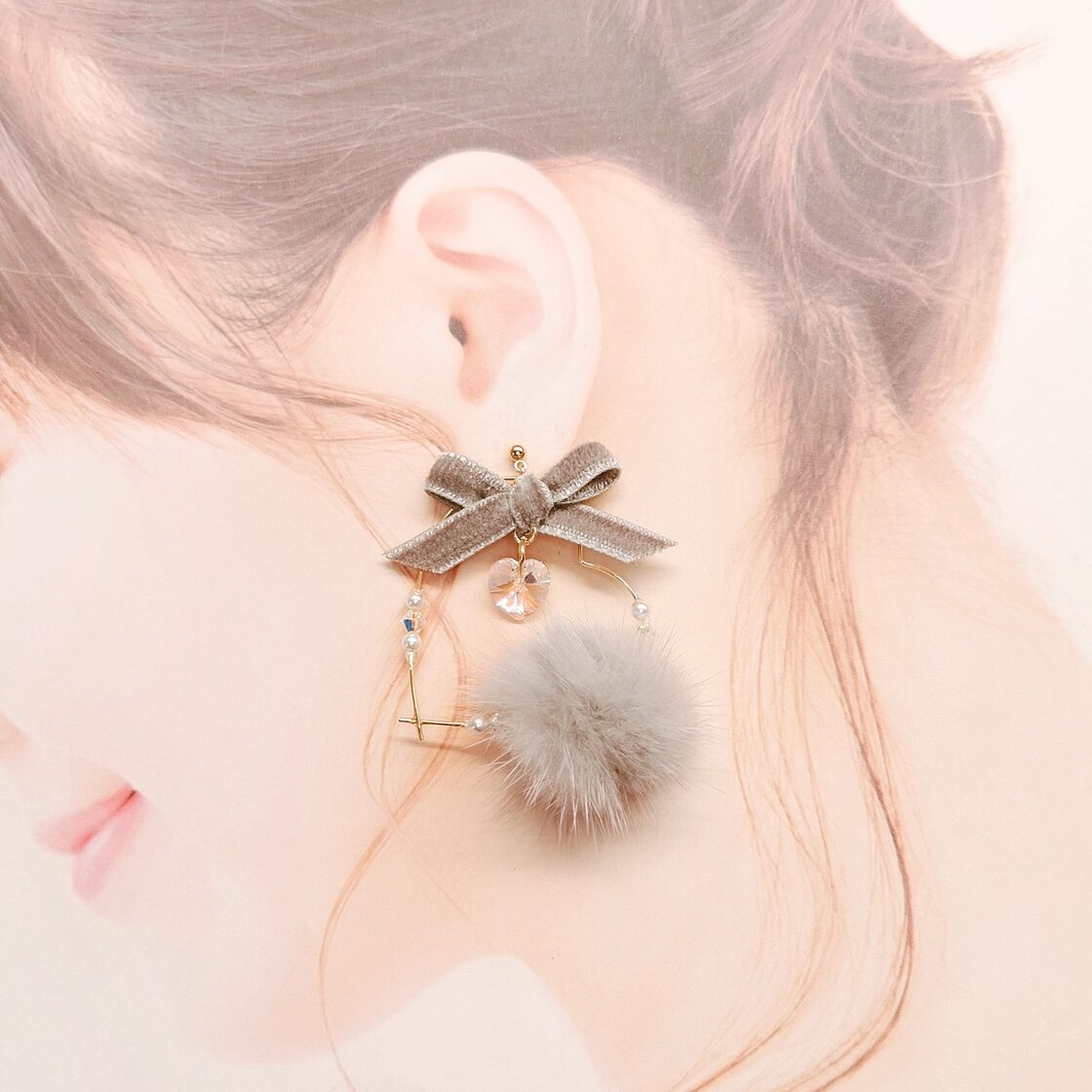 2022 A/W ハートフープ ミンクファー スワロフスキー 》 ピアス 