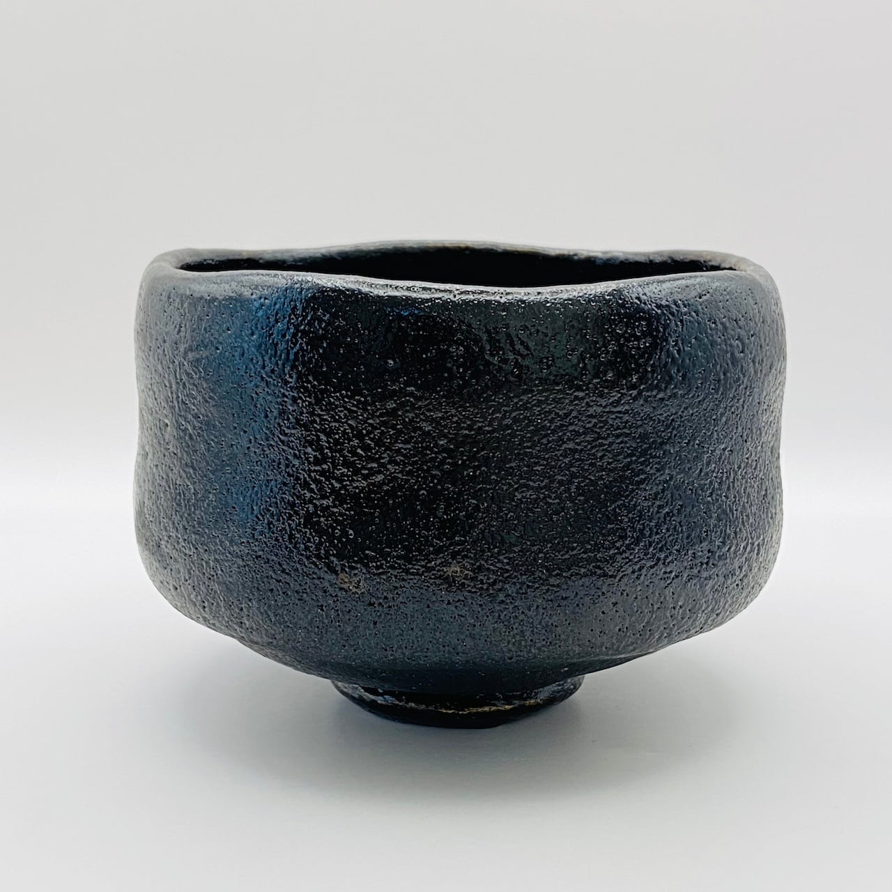 新古】茶碗 黒楽 左馬 大野九行 紙箱入 | 錦玉堂オンラインショップ